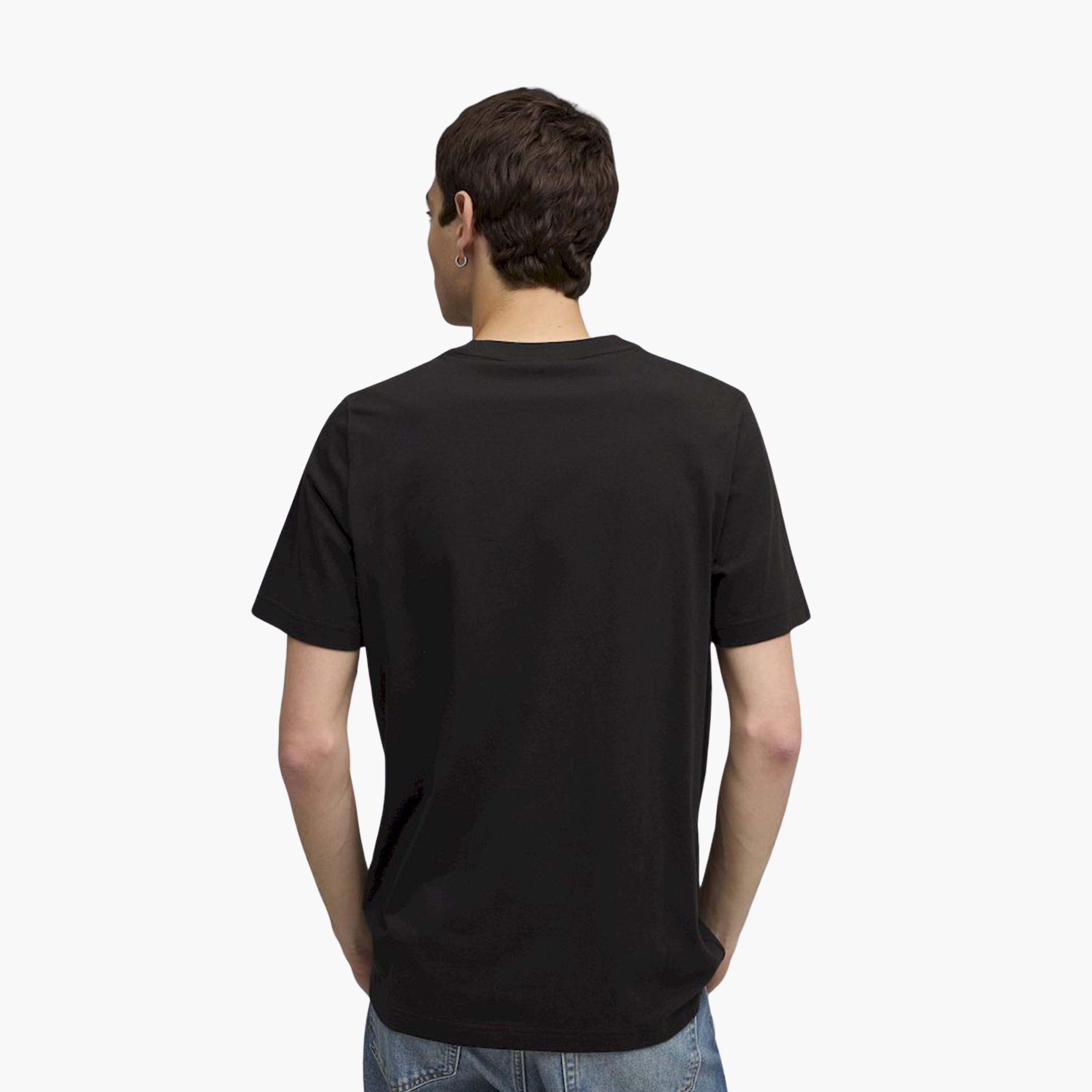 بوما- تيشيرت رجالي بشعار قطة جرافيكي 688030 | OE-men-clothing-sportswearandactivewear-tshirtsandpolos-image-3