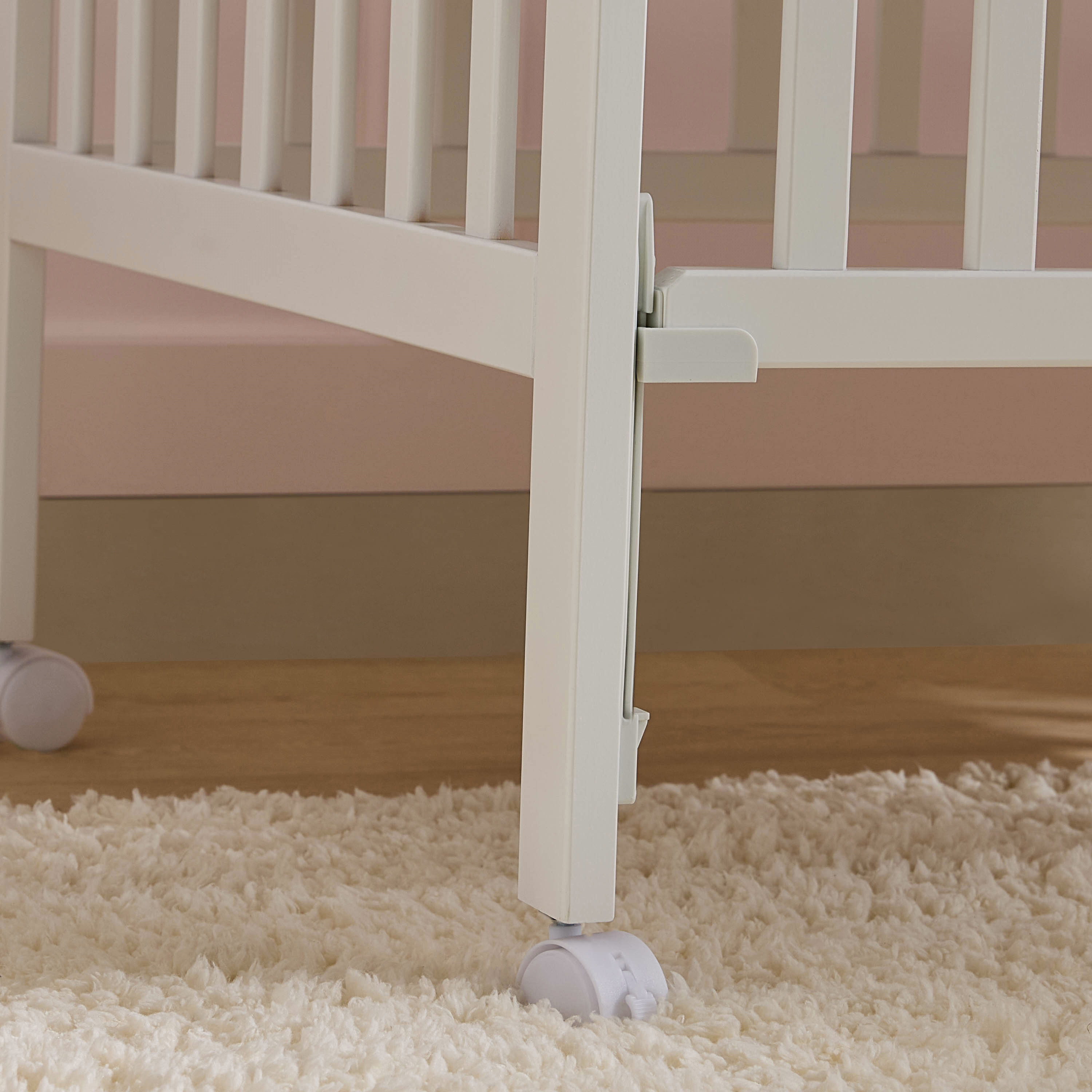 سرير أطفال كارتر مع خزانة أدراج وعلاقات من جونيورز - مجموعة أثاث للأطفال-baby-nursery-furniture-cribsandbeds-babycribs-image-5