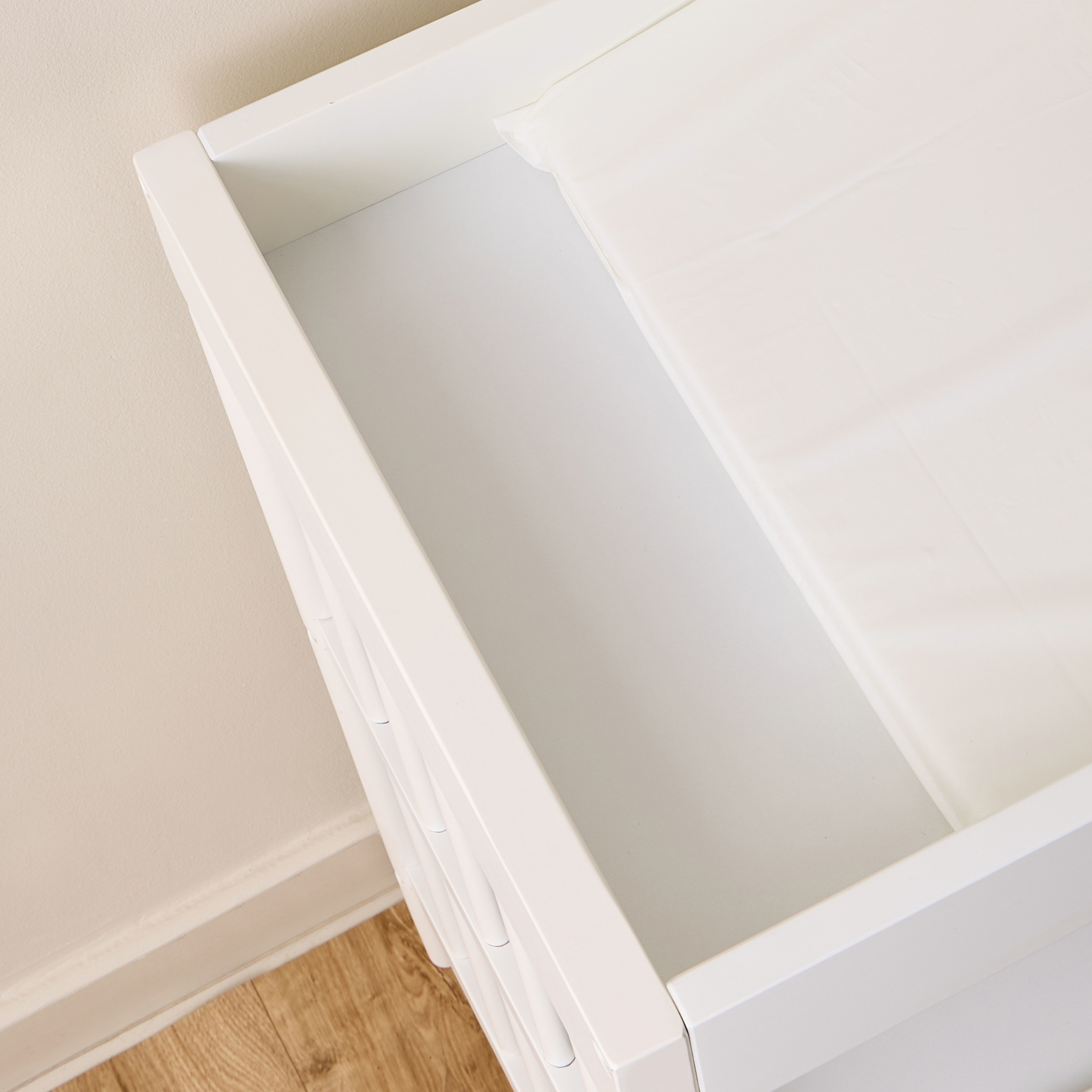 Juniors Charlotte Portable Crib with Darcy Changing Table and Universal Wardrobe -Baby Furniture Set-baby-nursery-furniture-cribsandbeds-babycribs-image-15