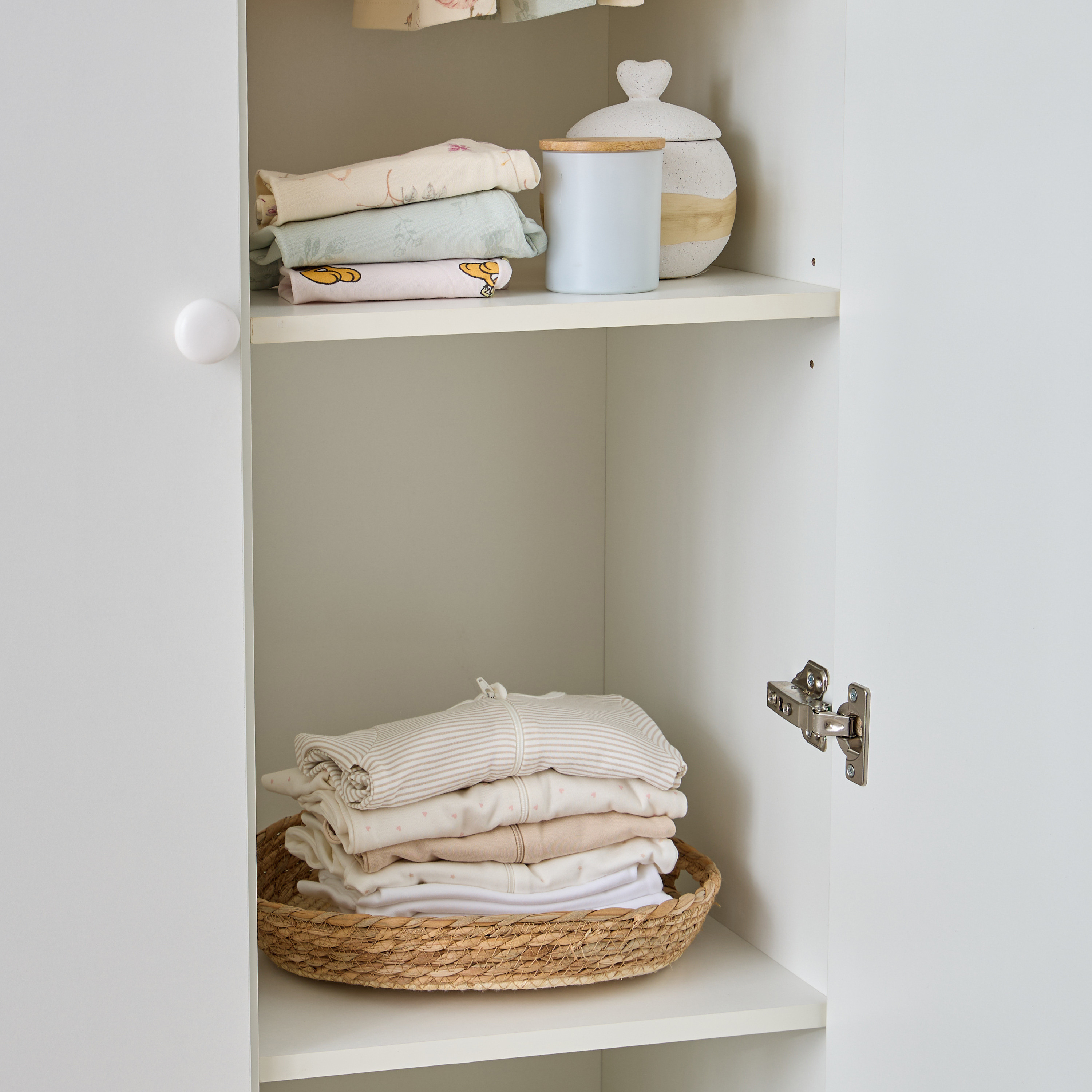Juniors Henry Wooden Crib with Darcy Changing Table and Solid Universal Wardrobe -Baby Furniture Set-baby-nursery-furniture-cribsandbeds-babycribs-image-11
