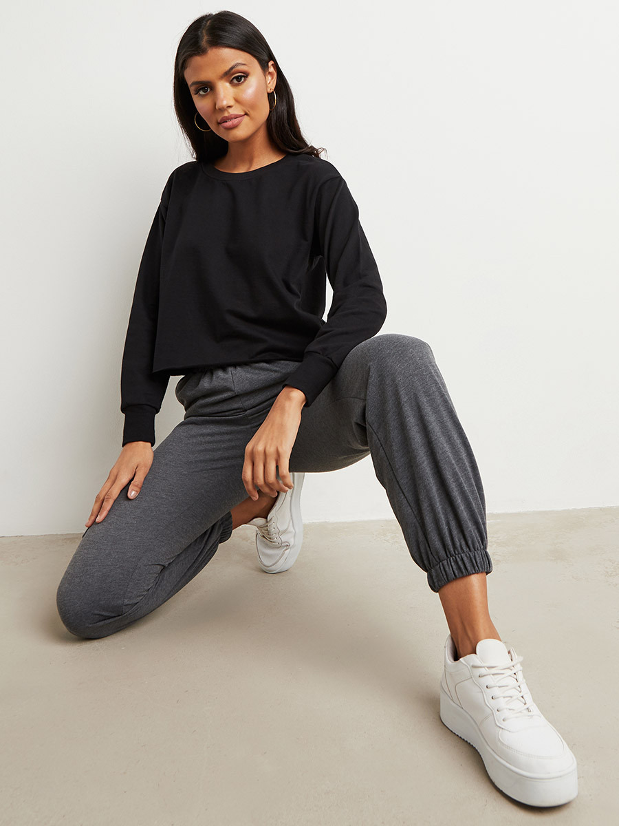 Basic Cropped Sweatshirt with Long Sleeves-women-clothing-hoodiesandsweatshirts-sweatshirts-image-4