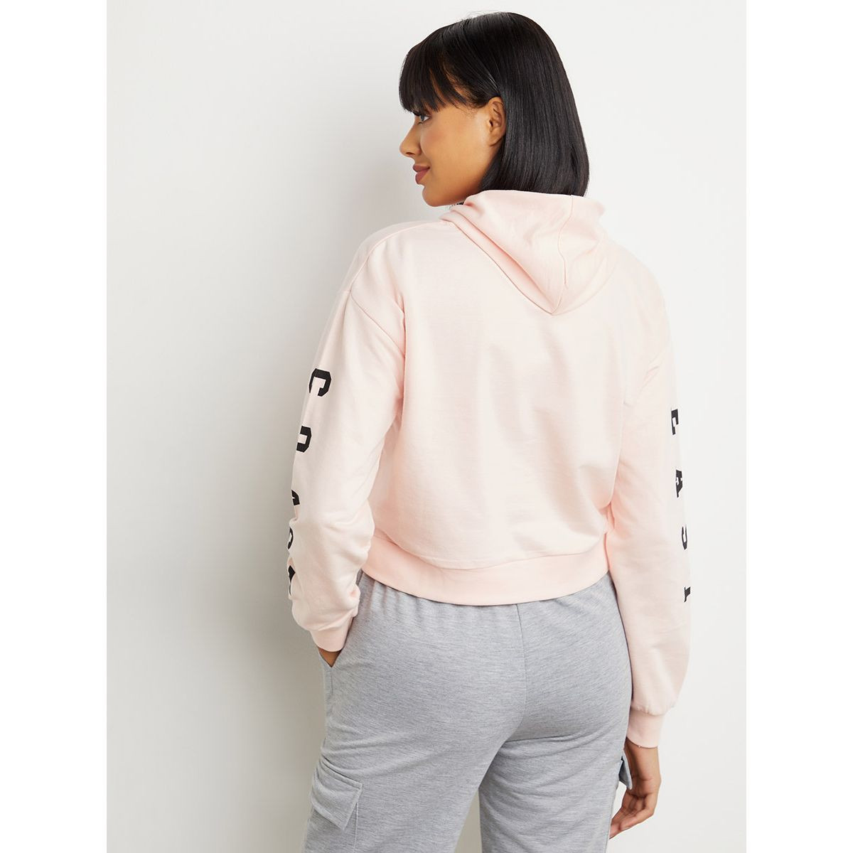 هودي مطبوع بأكمام طويلة من ستايلي-women-clothing-hoodiesandsweatshirts-hoodies-image-3