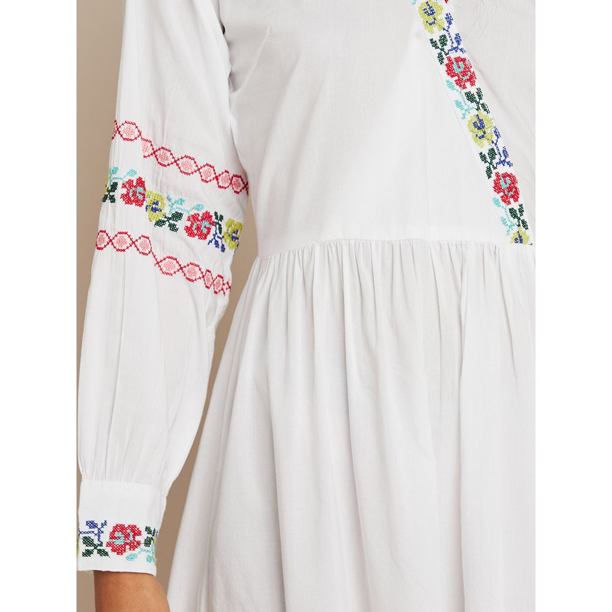 فستان ميدي قطن مزين بتطريزات من ستايلي-women-clothing-dresses-image-3
