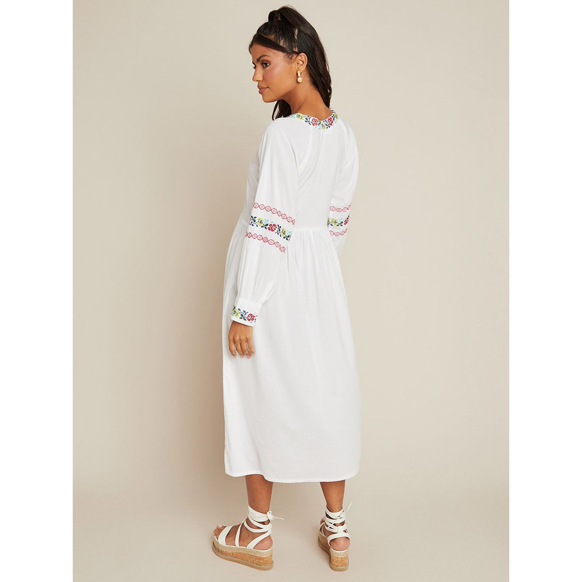 فستان ميدي قطن مزين بتطريزات من ستايلي-women-clothing-dresses-image-4