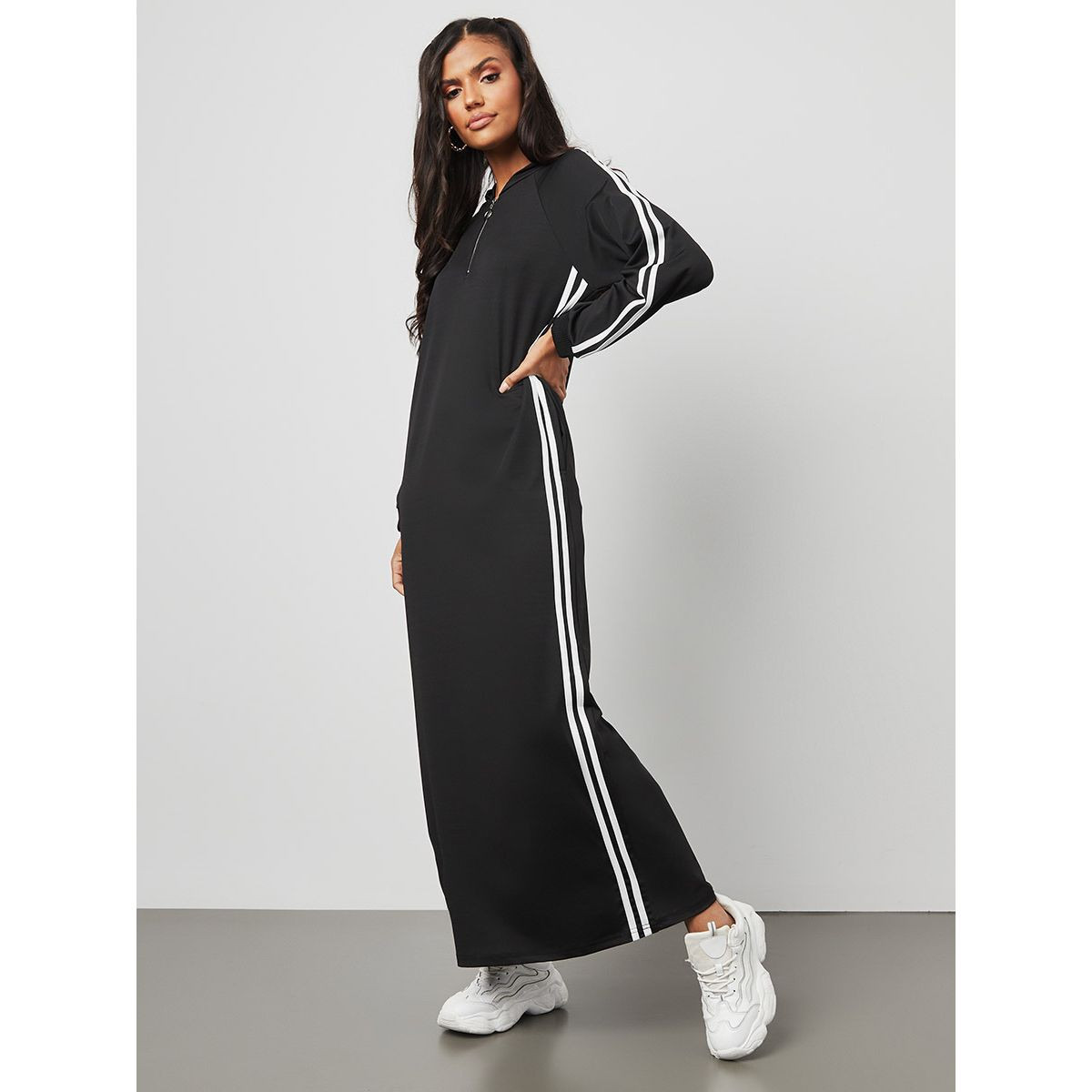 فستان طويل مزين بخطوط من ستايلي-women-clothing-dresses-image-1