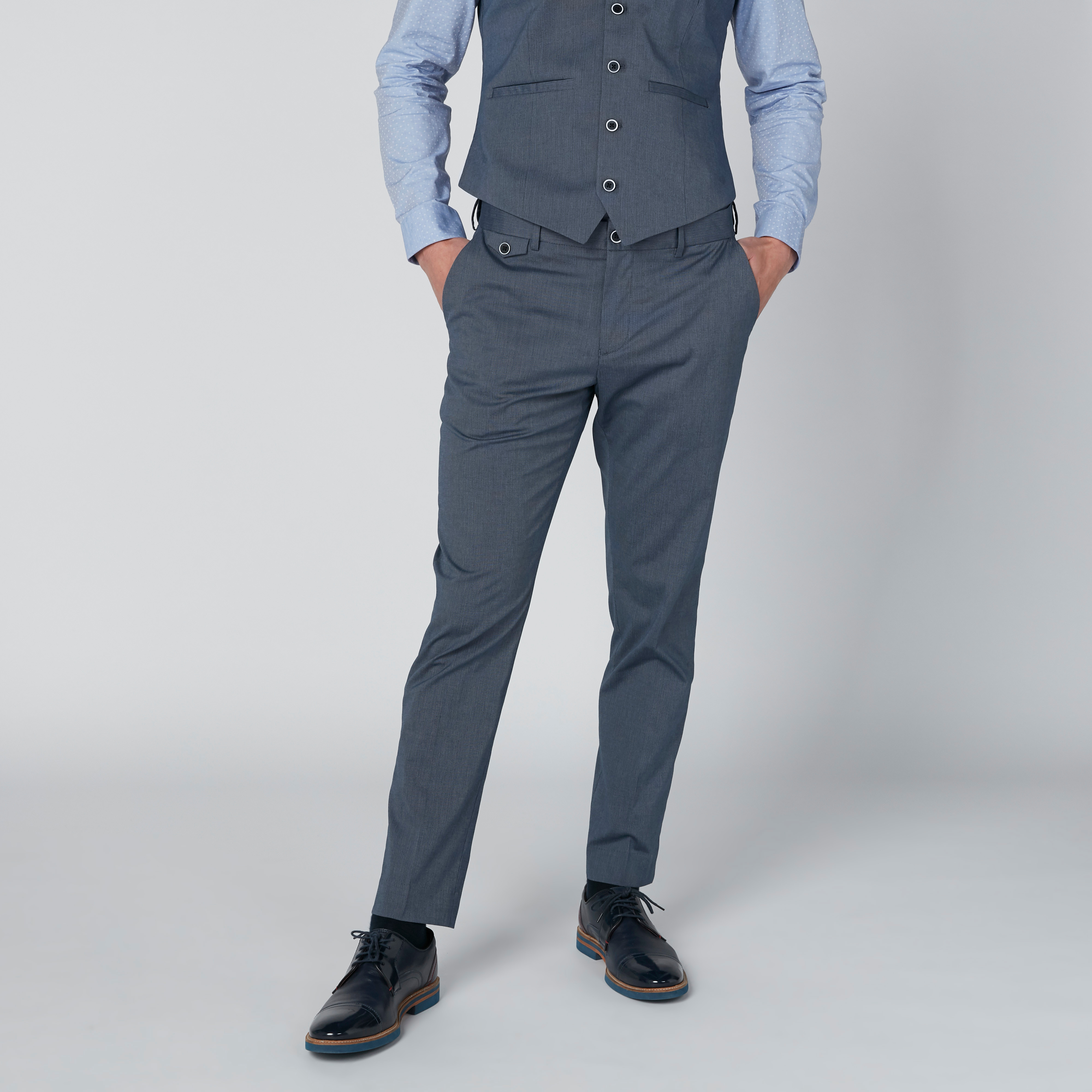 بنطال بجيوب وخصر مرن-men-clothing-bottoms-trousersandchinos-trousers-image-4