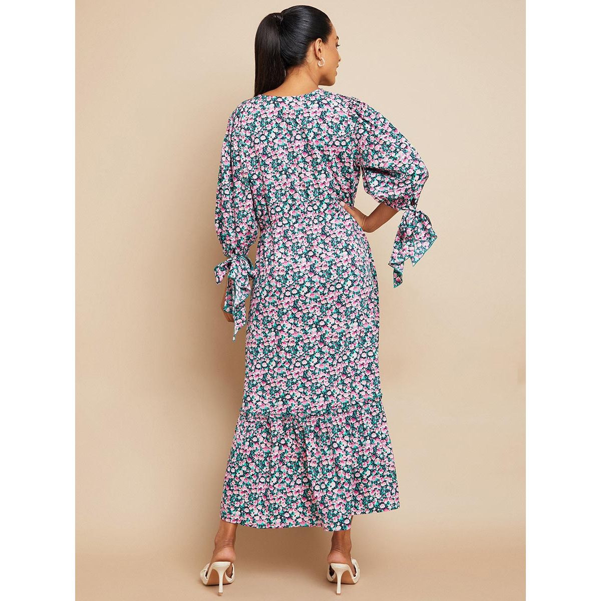 Styli 3/4 Sleeves Floral Print Tiered Midi Dress-women-clothing-dresses-image-3