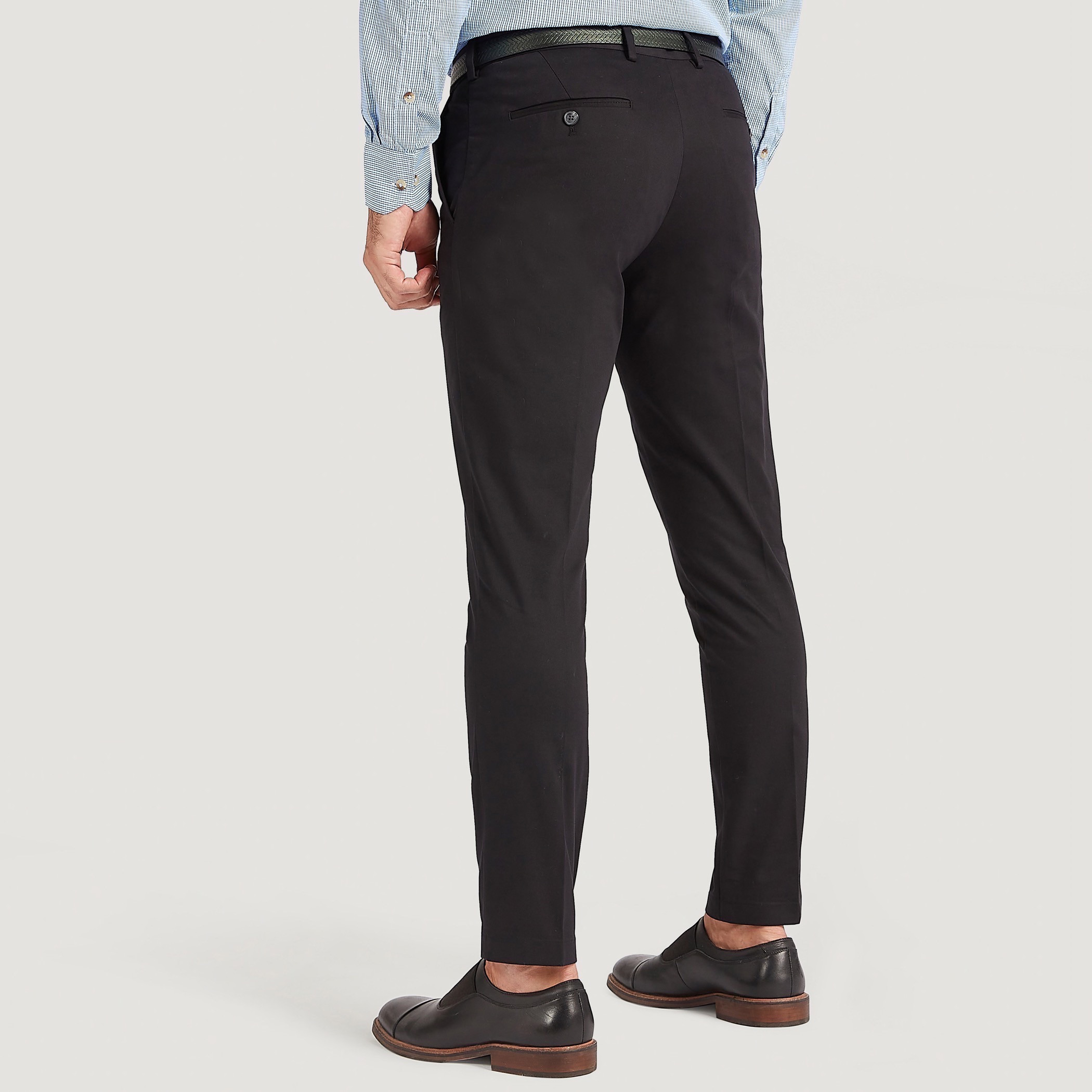 بنطلون سادة سليم فيت بخصر متوسّط الارتفاع وزر إغلاق-men-clothing-trousersandchinos-trousers-image-4