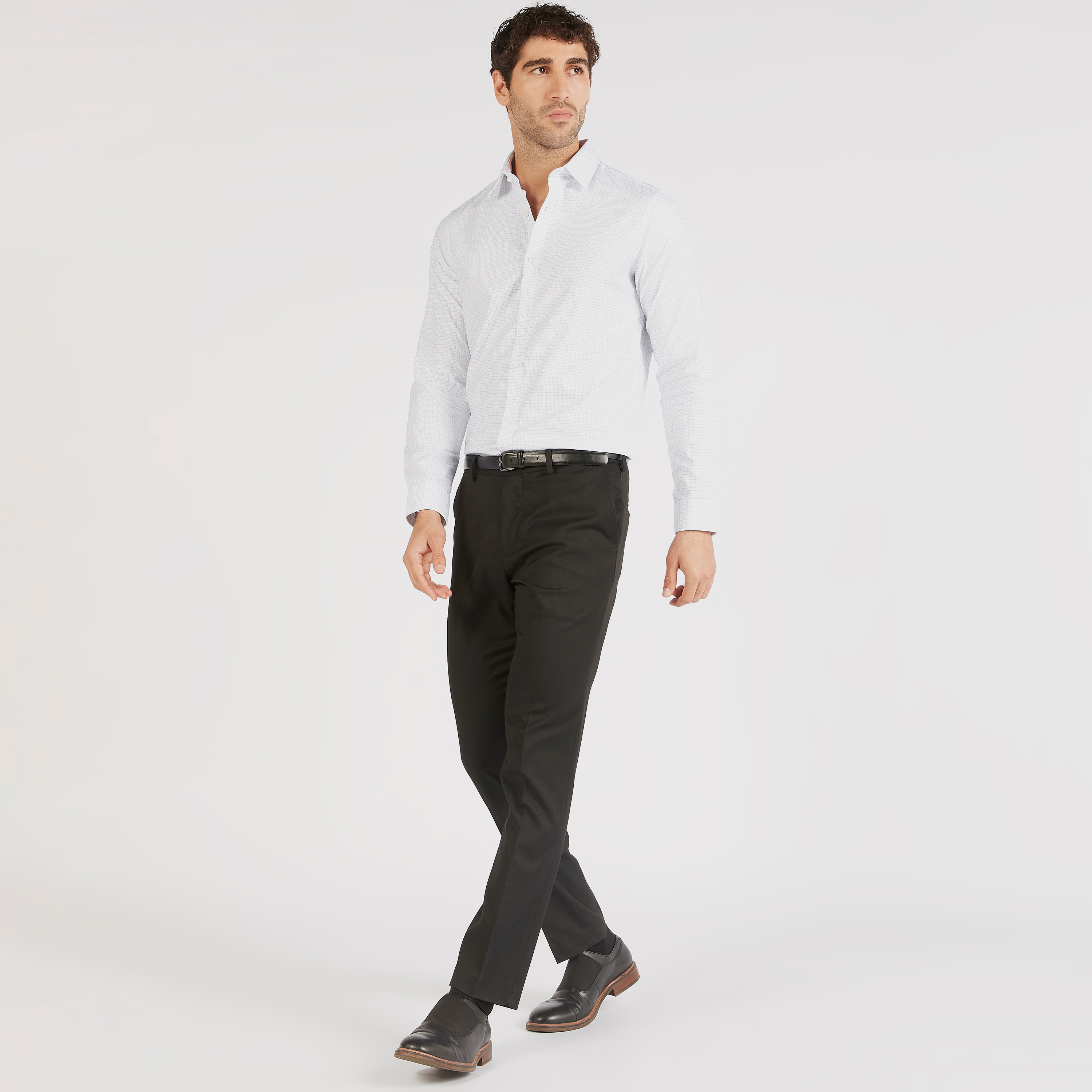 قميص بقصة سليم وأكمام طويلة وياقة عادية وطبعات-men-clothing-shirts-image-2
