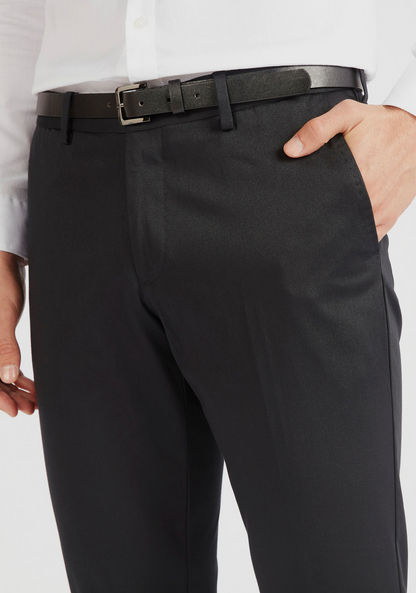 Solid Chinos with Button Closure and Belt