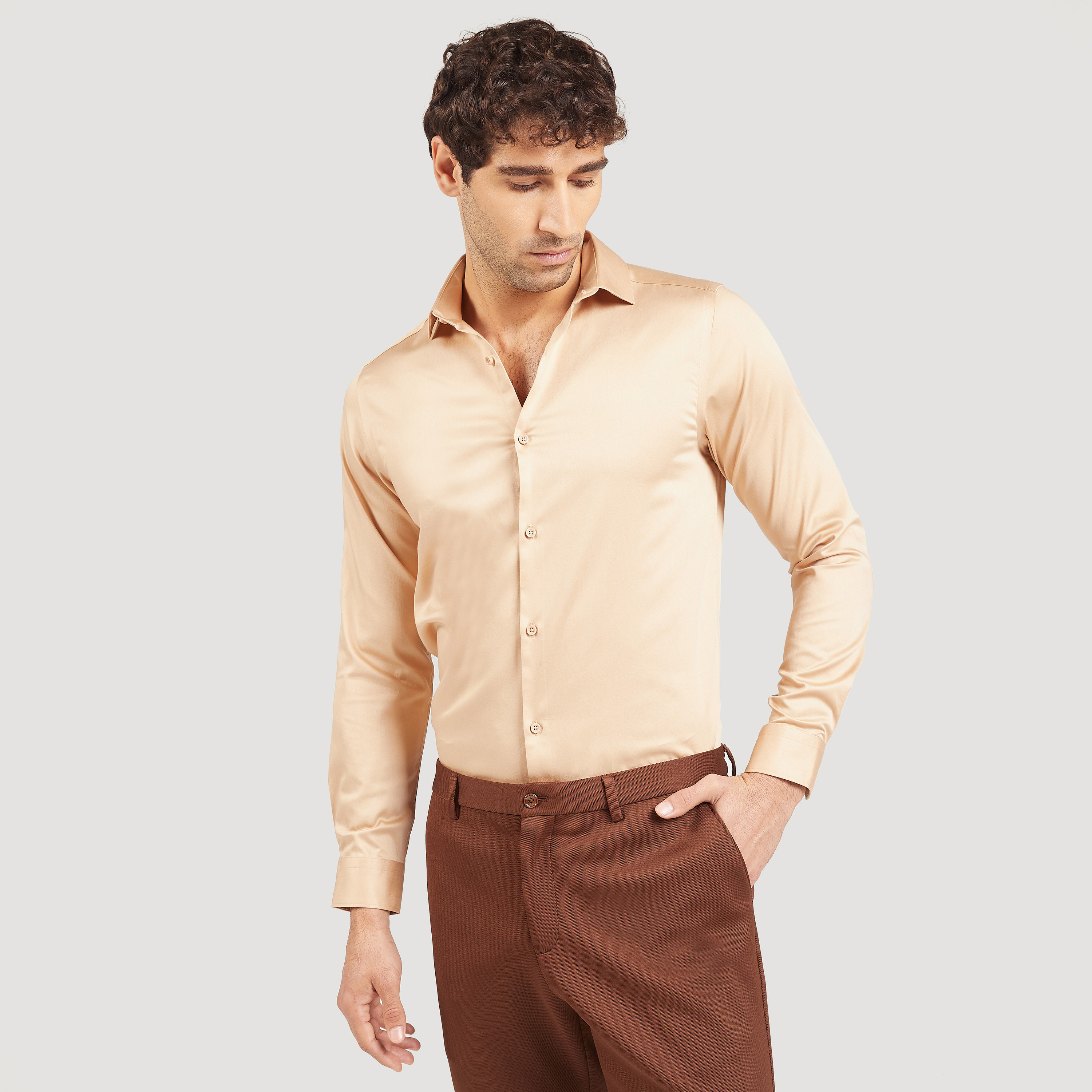 قميص رسمي سادة بأكمام طويلة وزر إغلاق-men-clothing-shirts-image-6