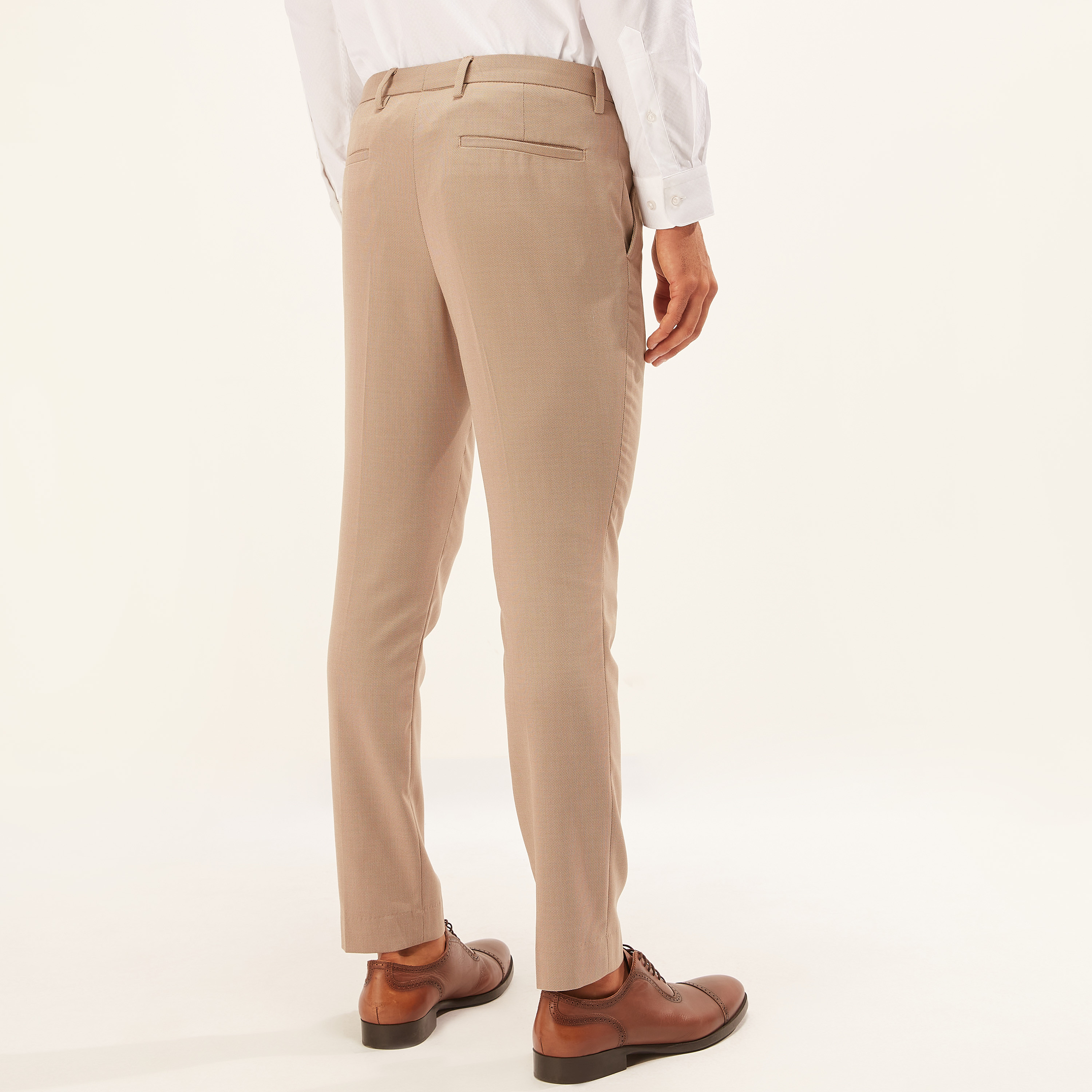 بنطلون رسمي سادة بزر إغلاق وجيوب-men-clothing-bottoms-trousersandchinos-trousers-image-8