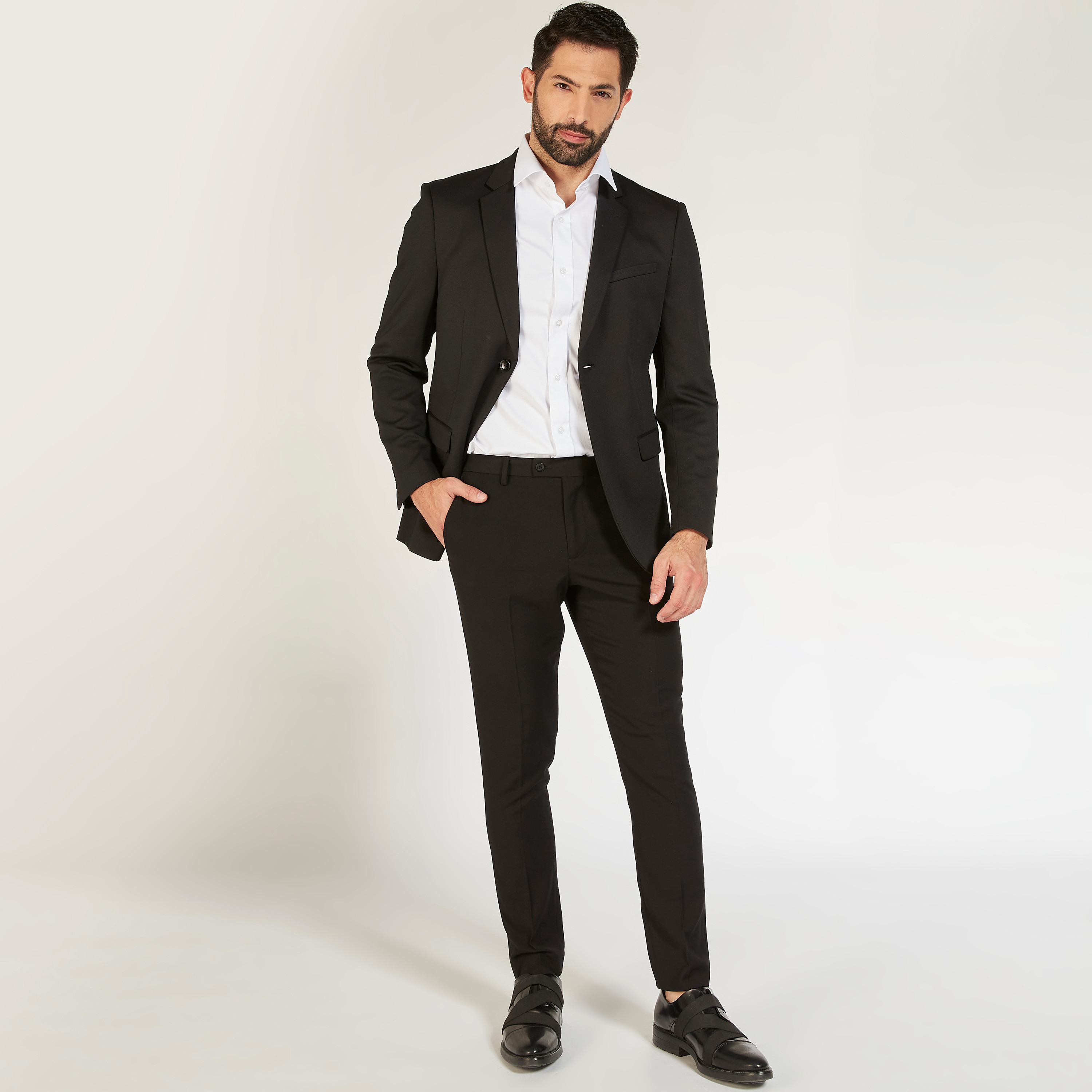 بنطلون رسمي سادة بزر إغلاق وجيوب-men-clothing-bottoms-trousersandchinos-trousers-image-2