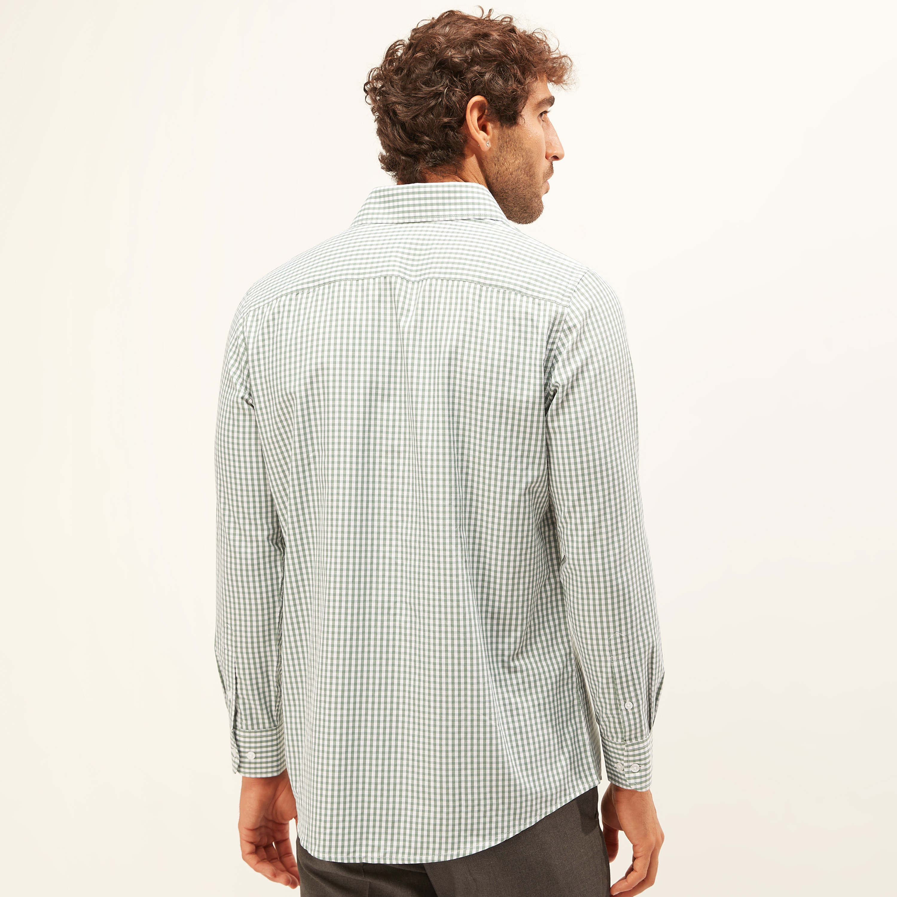 قميص كاروهات بأكمام طويلة وجيب على الصدر-men-clothing-shirts-image-4