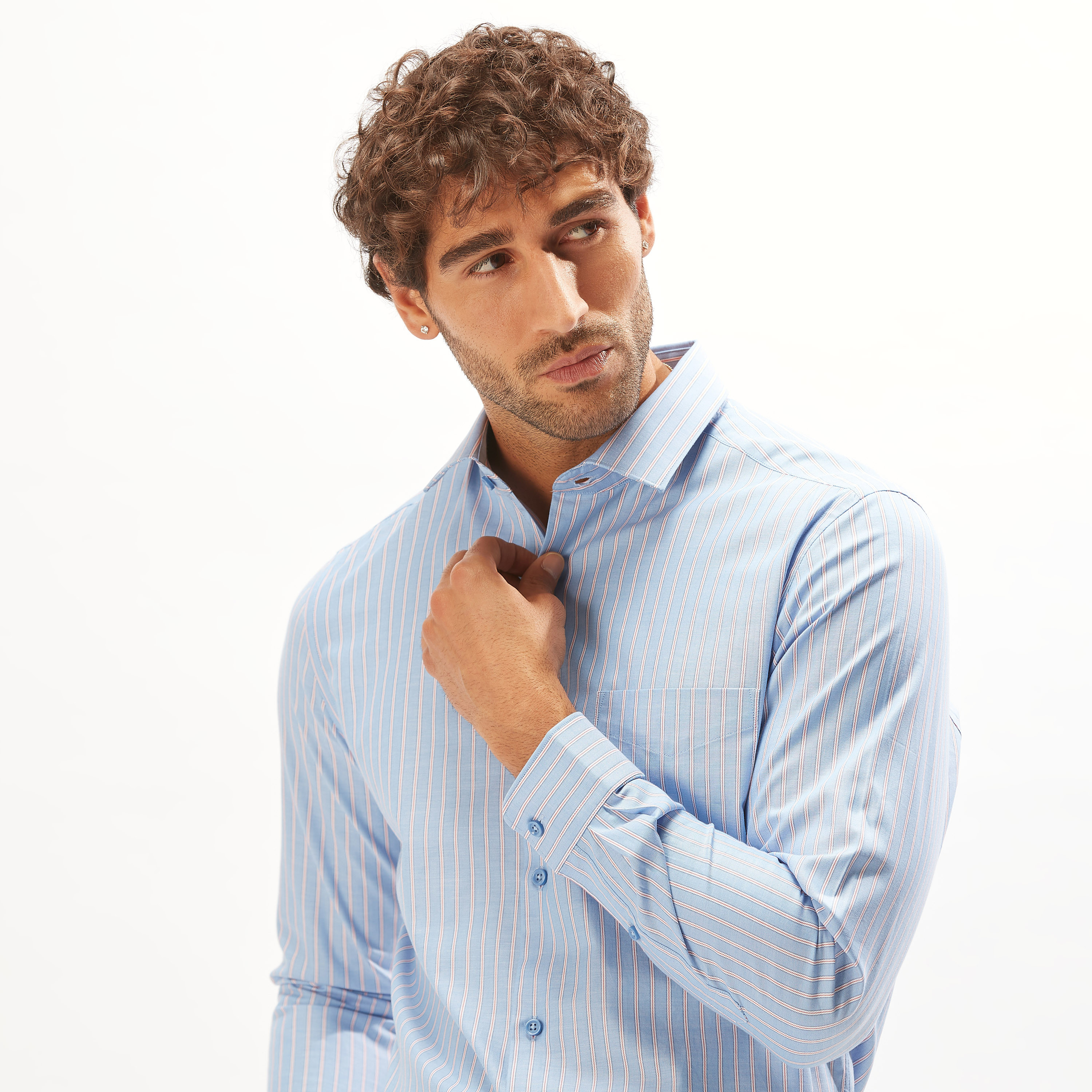 قميص رسمي مخطط بقصة عادية وأكمام طويلة وجيب-men-clothing-shirts-image-3