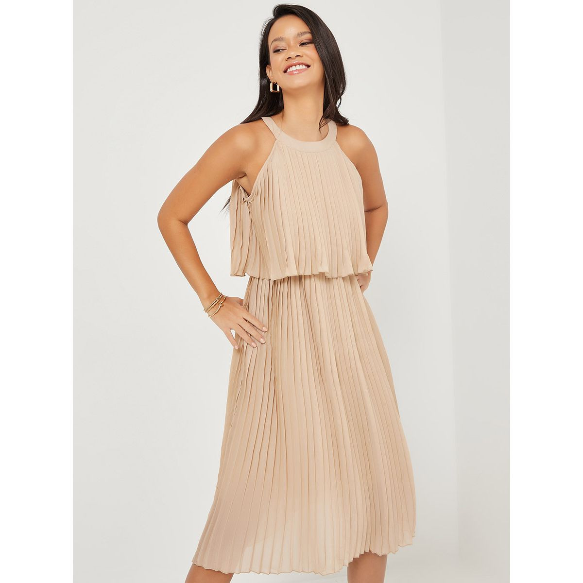 Styli Sleeveless Halter Neck Pleated A-Line Midi Dress-women-clothing-dresses-image-2