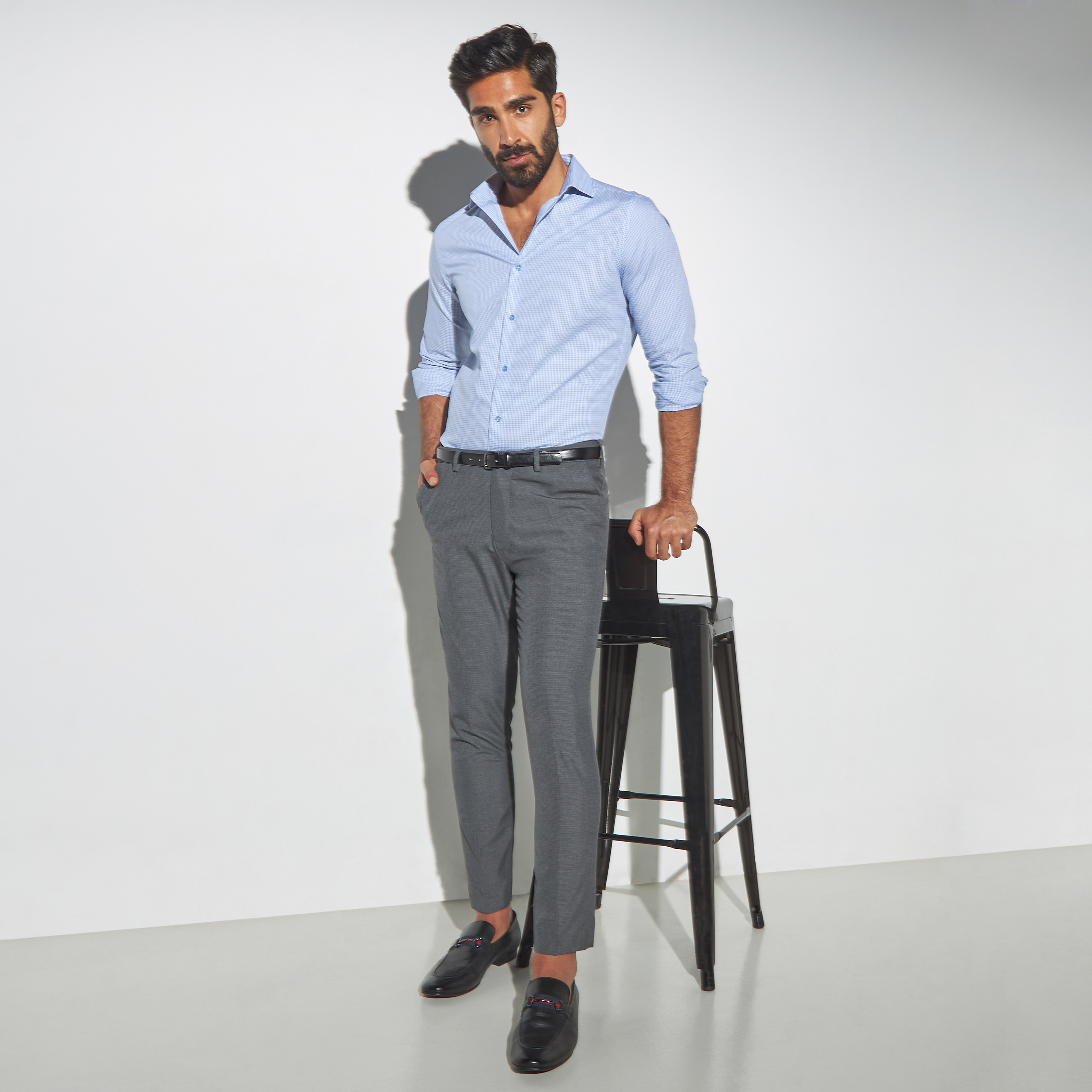 10 Sleek Grey Blazer & Black Pants Outfits for Men - Suits Expert