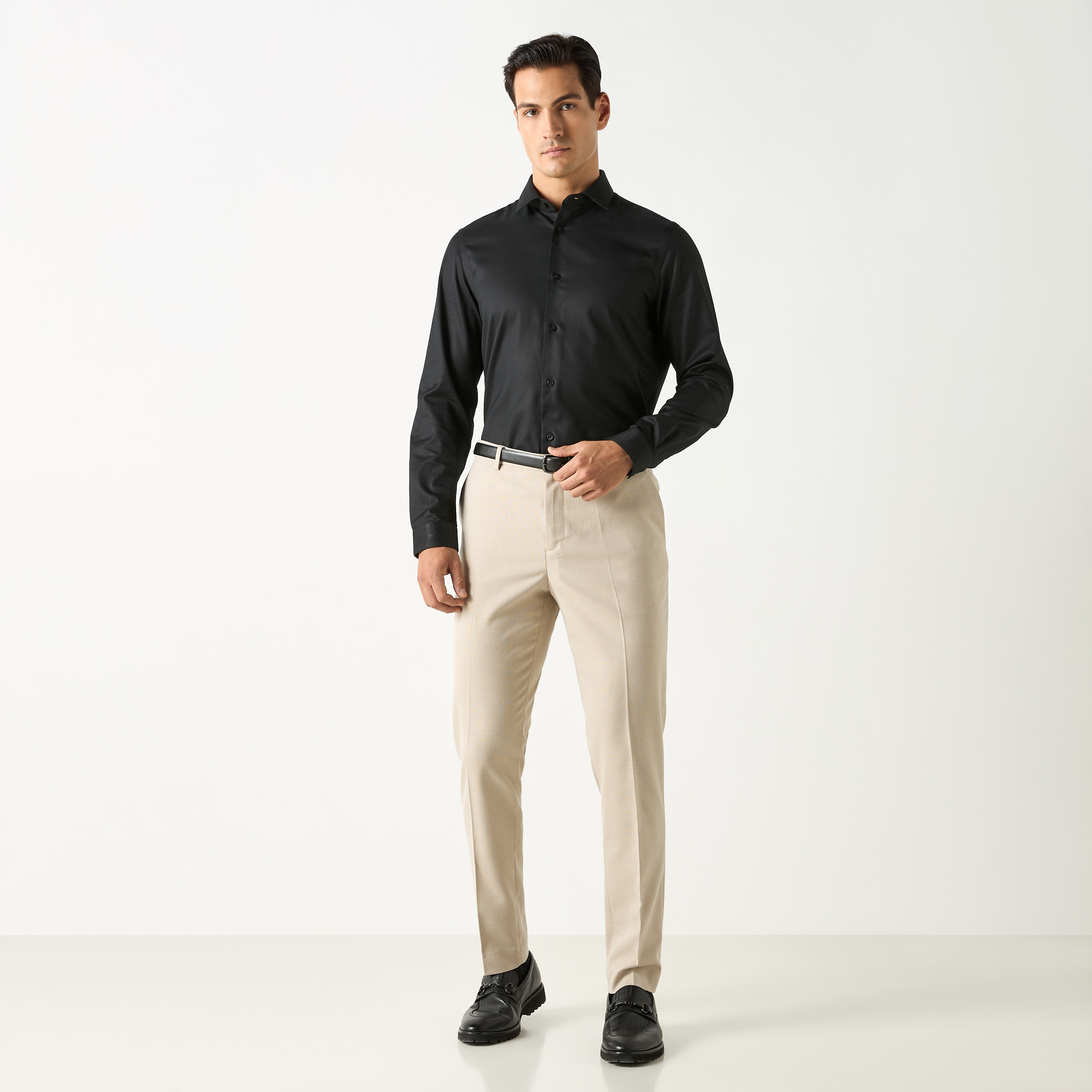 قميص رسمي بارز الملمس بأكمام طويلة-men-clothing-shirts-image-7