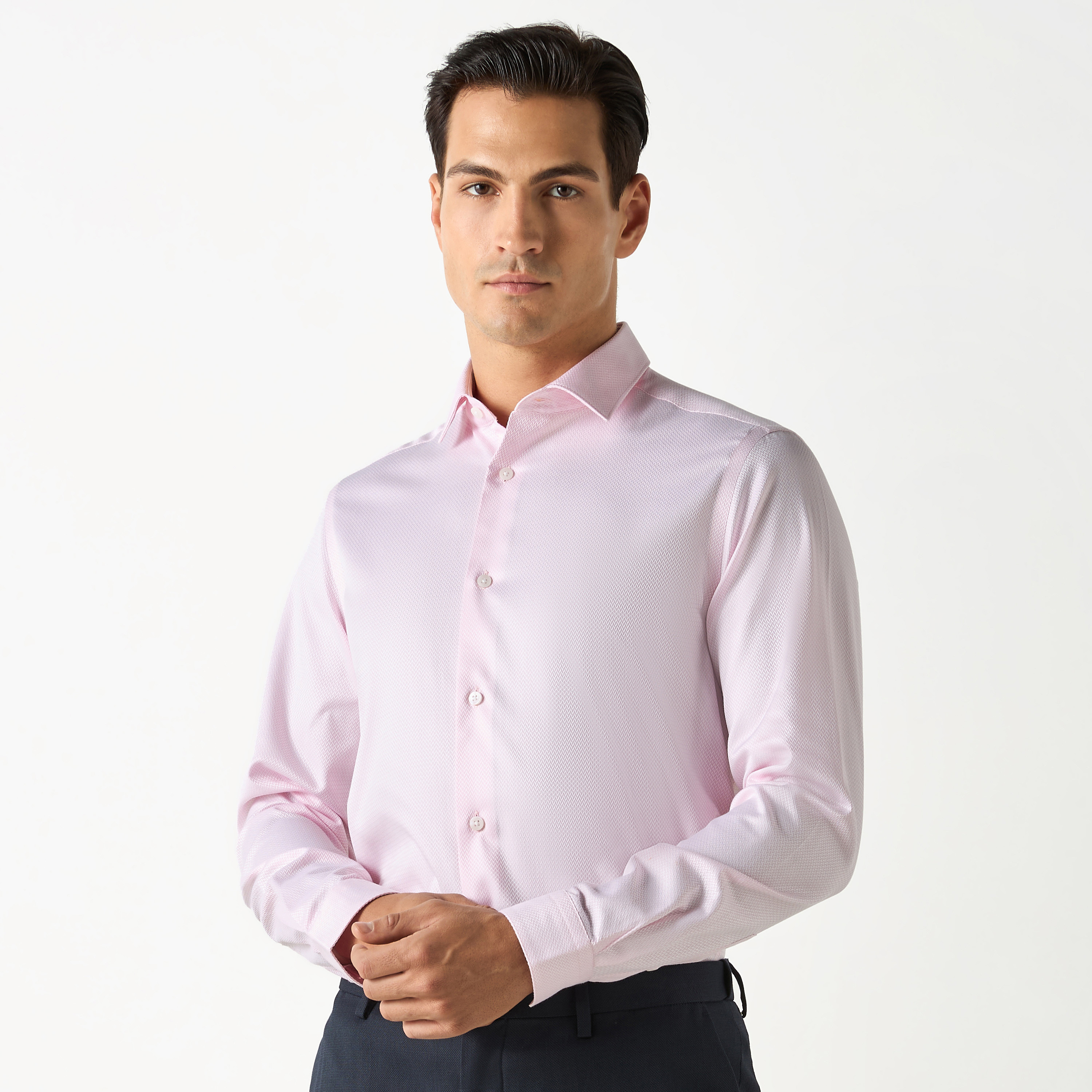 قميص رسمي بارز الملمس بأكمام طويلة-men-clothing-shirts-image-1