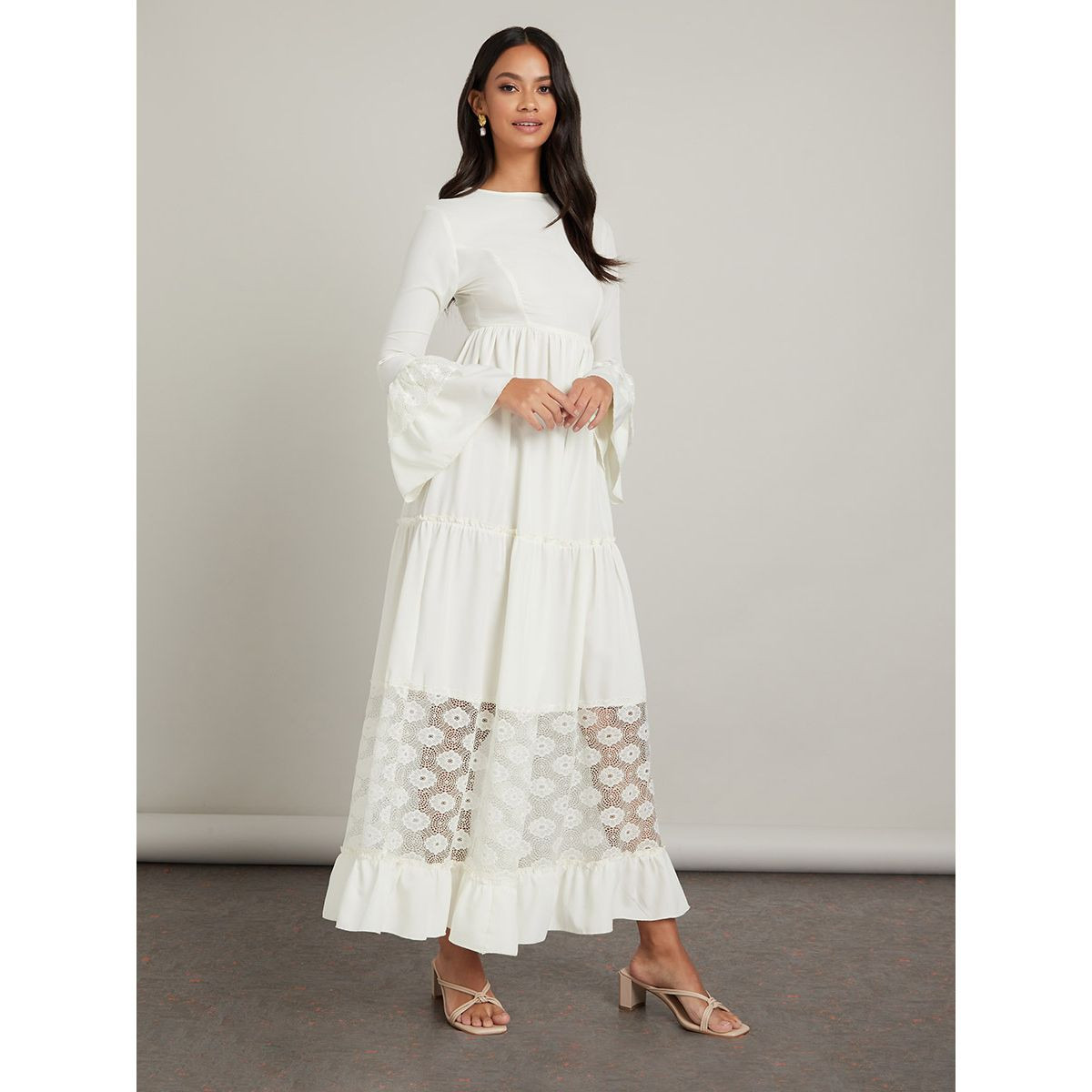 فستان طويل بتداخلات دانتيل-women-clothing-dresses-image-1