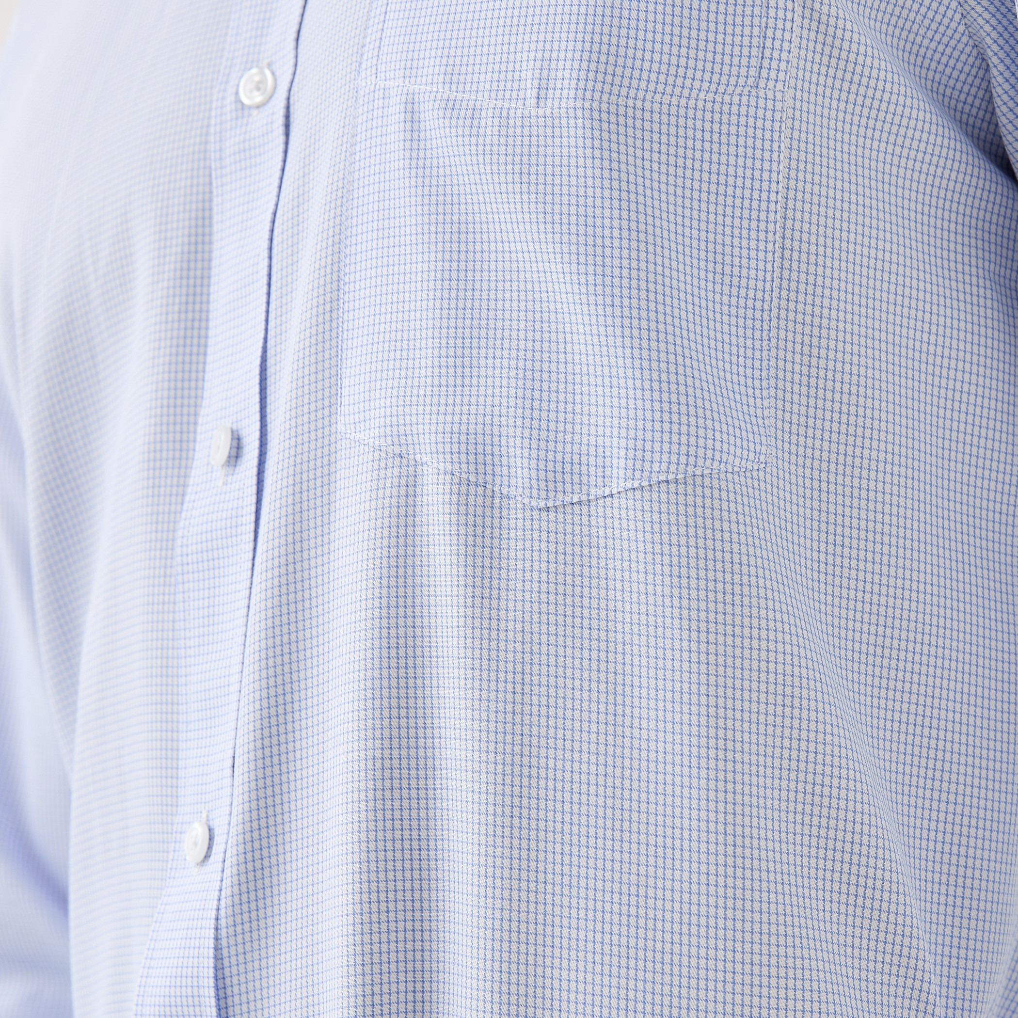 قميص كاروهات بقصة عادية وياقة وجيب على الصدر-men-clothing-shirts-image-6