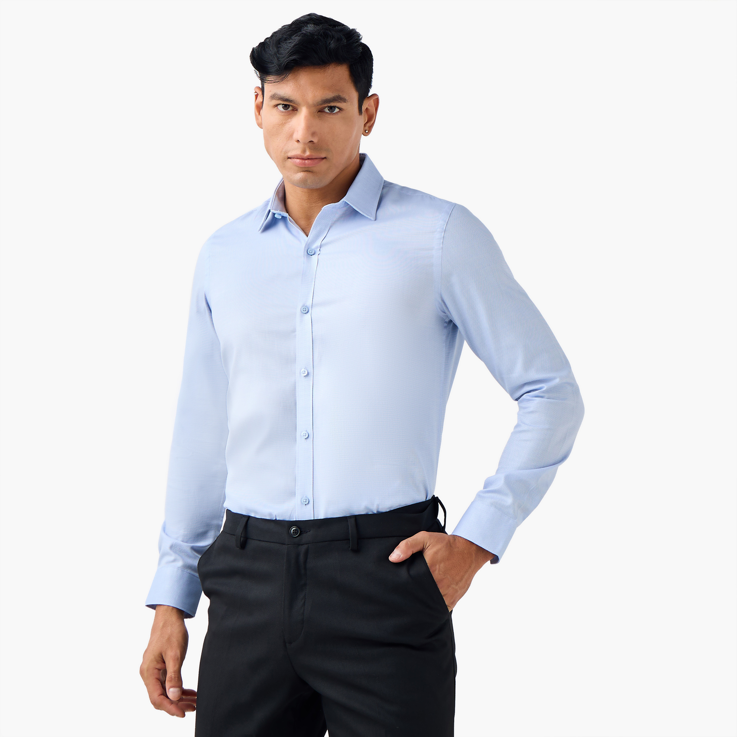 قميص بارز الملمس بقصّة عادية وياقة عادية-men-clothing-shirts-image-1