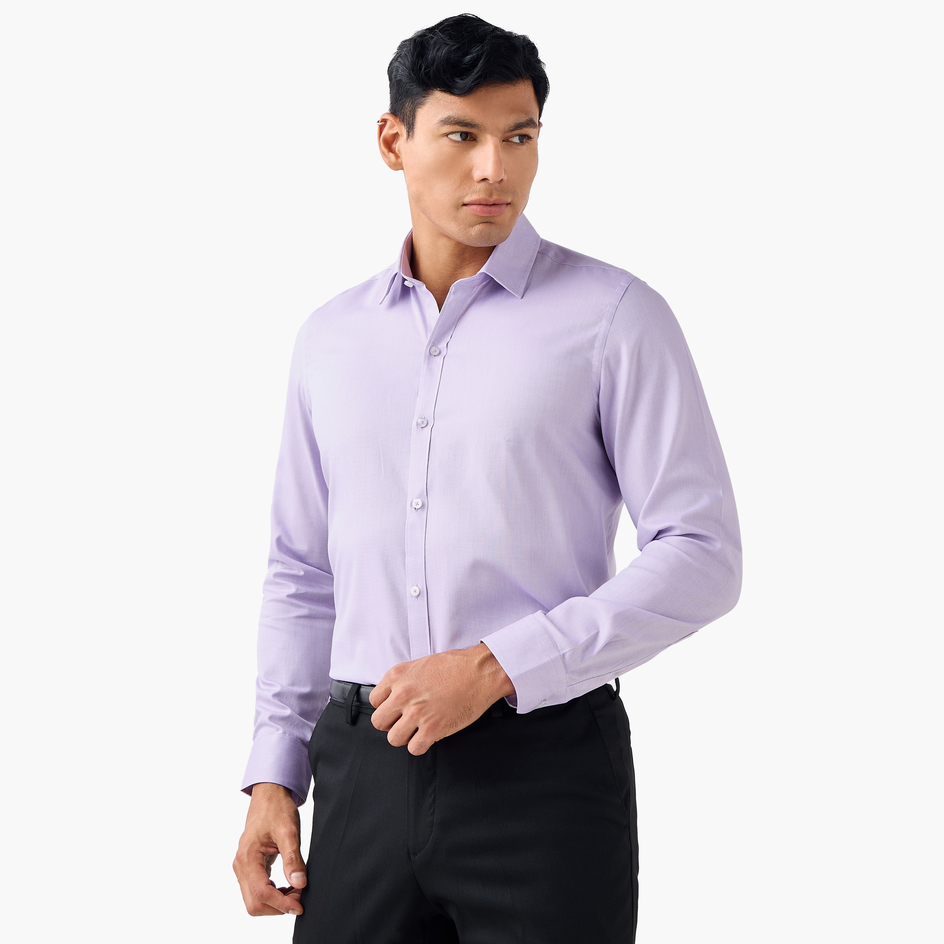 قميص رسمي بارز الملمس بقصّة عادية-men-clothing-shirts-image-1