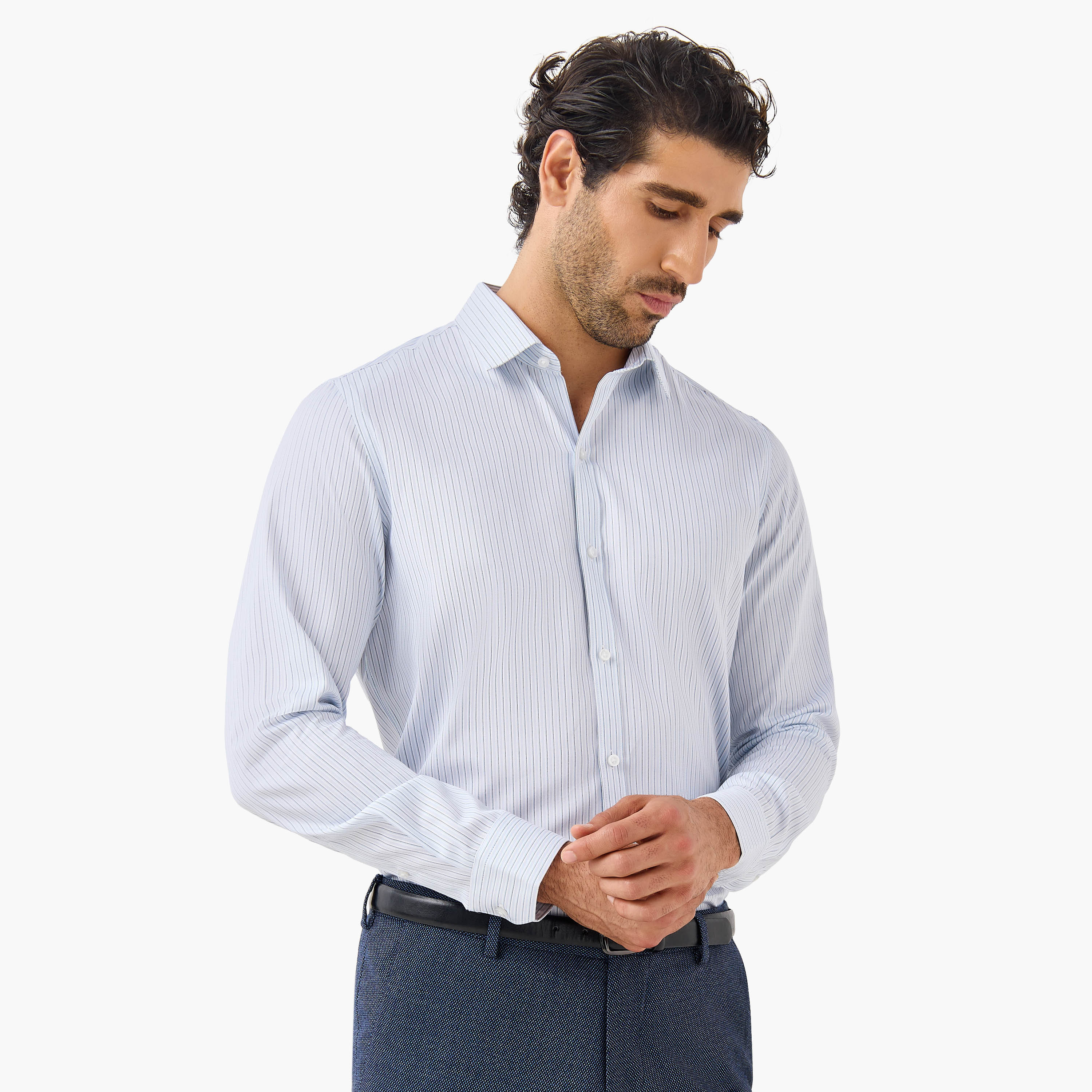 قميص رسمي مقلم بقصّة عادية-men-clothing-shirts-image-1