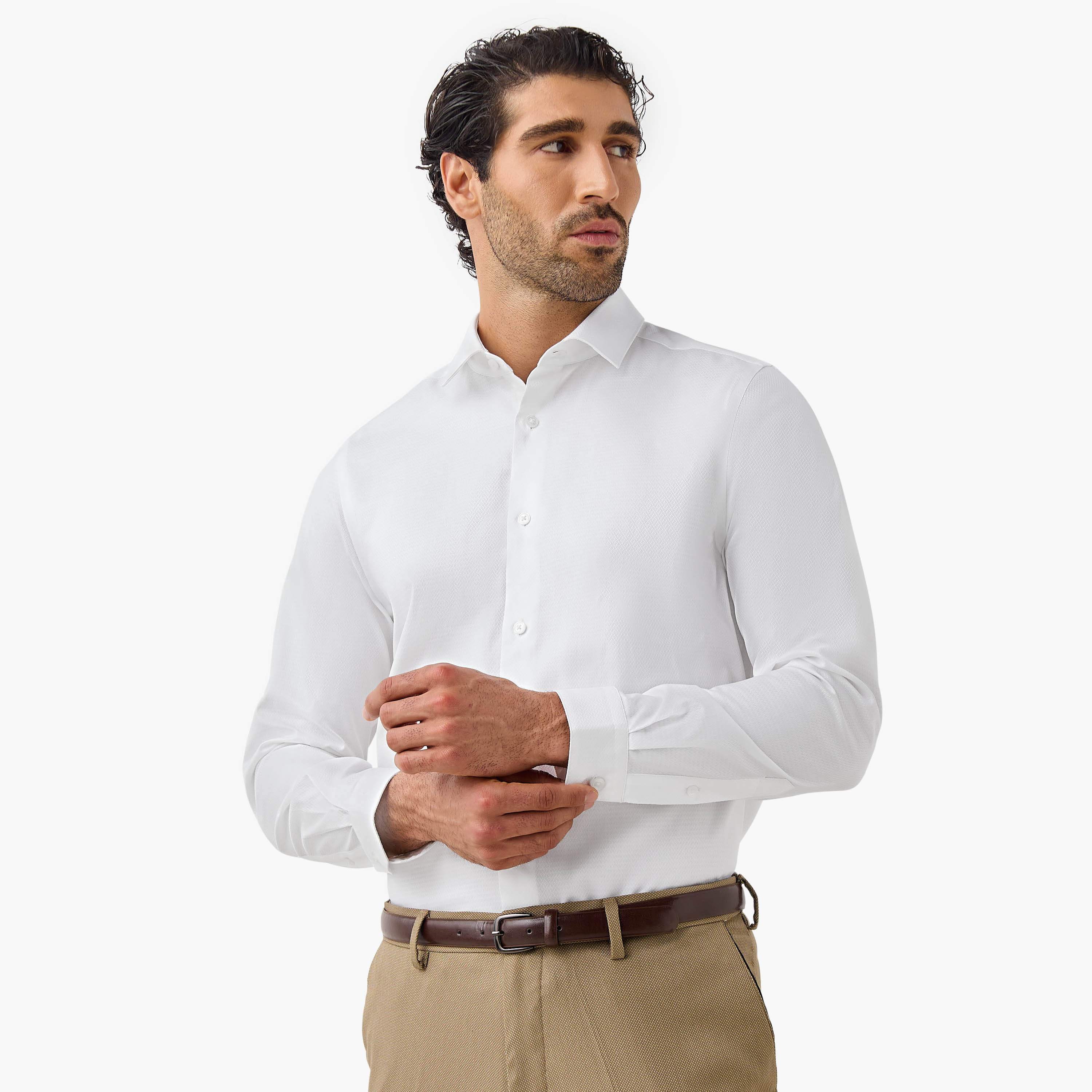 قميص بارز الملمس بقصّة عادية وأكمام طويلة-men-clothing-shirts-image-1
