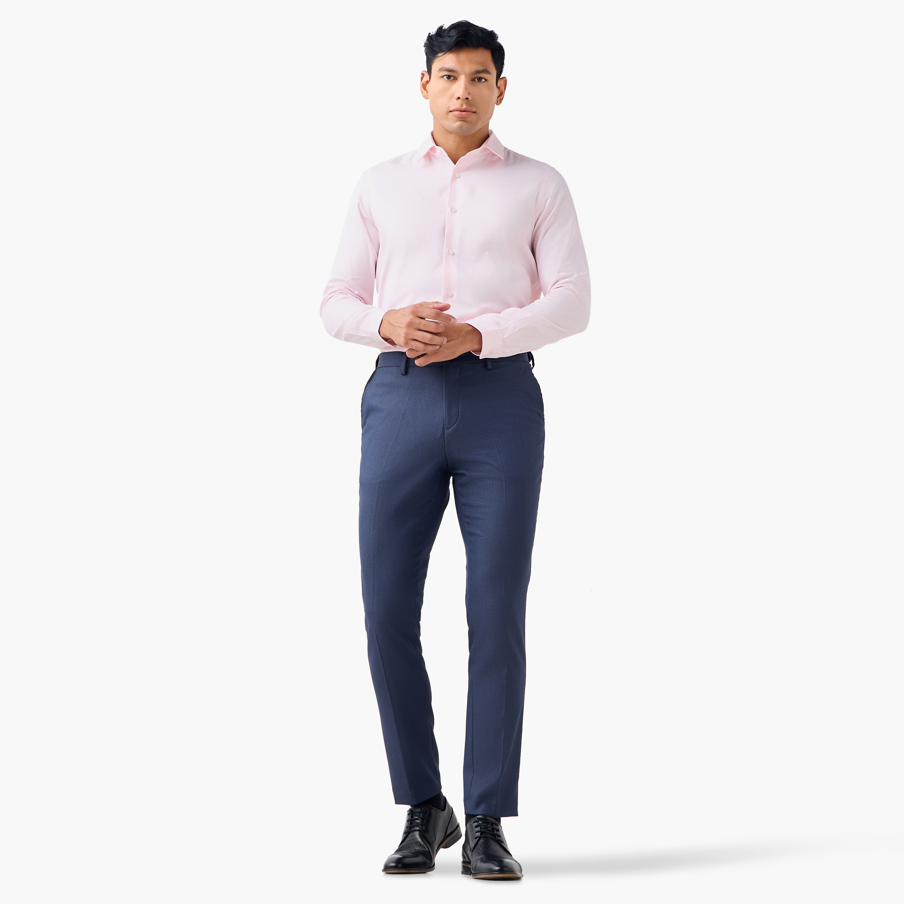 قميص مخطط بقصّة سليم وياقة عادية-men-clothing-shirts-image-2