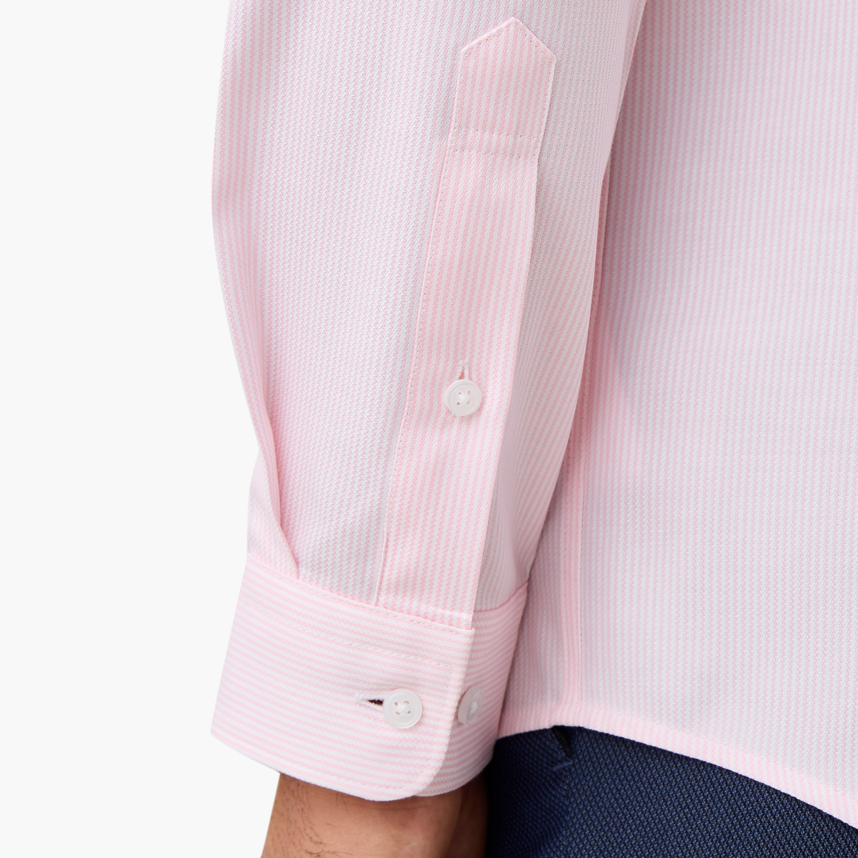قميص مخطط بقصّة سليم وياقة عادية-men-clothing-shirts-image-5