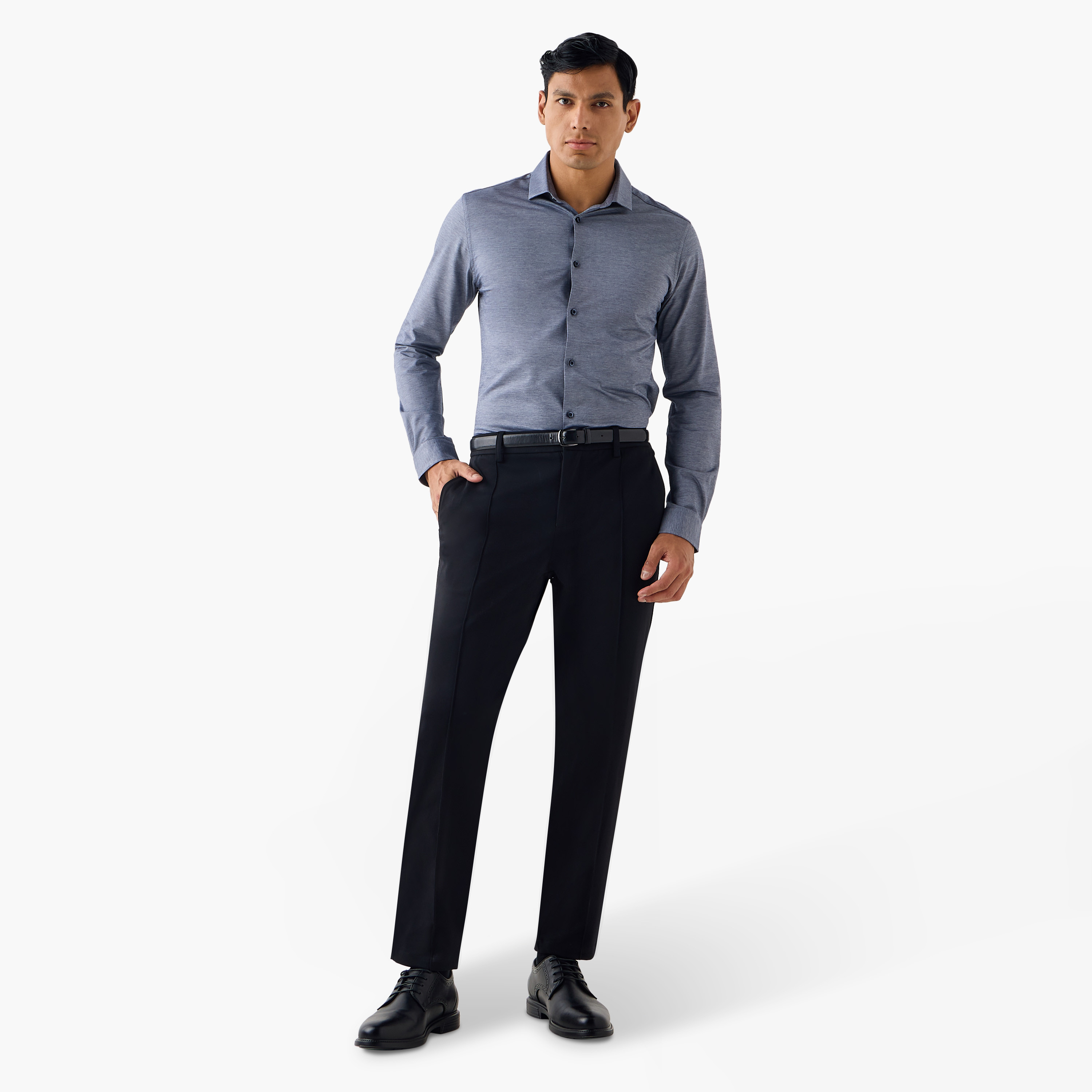 قميص بارز الملمس بقصة ضيقة وياقة عادية وأكمام طويلة-men-clothing-shirts-image-2