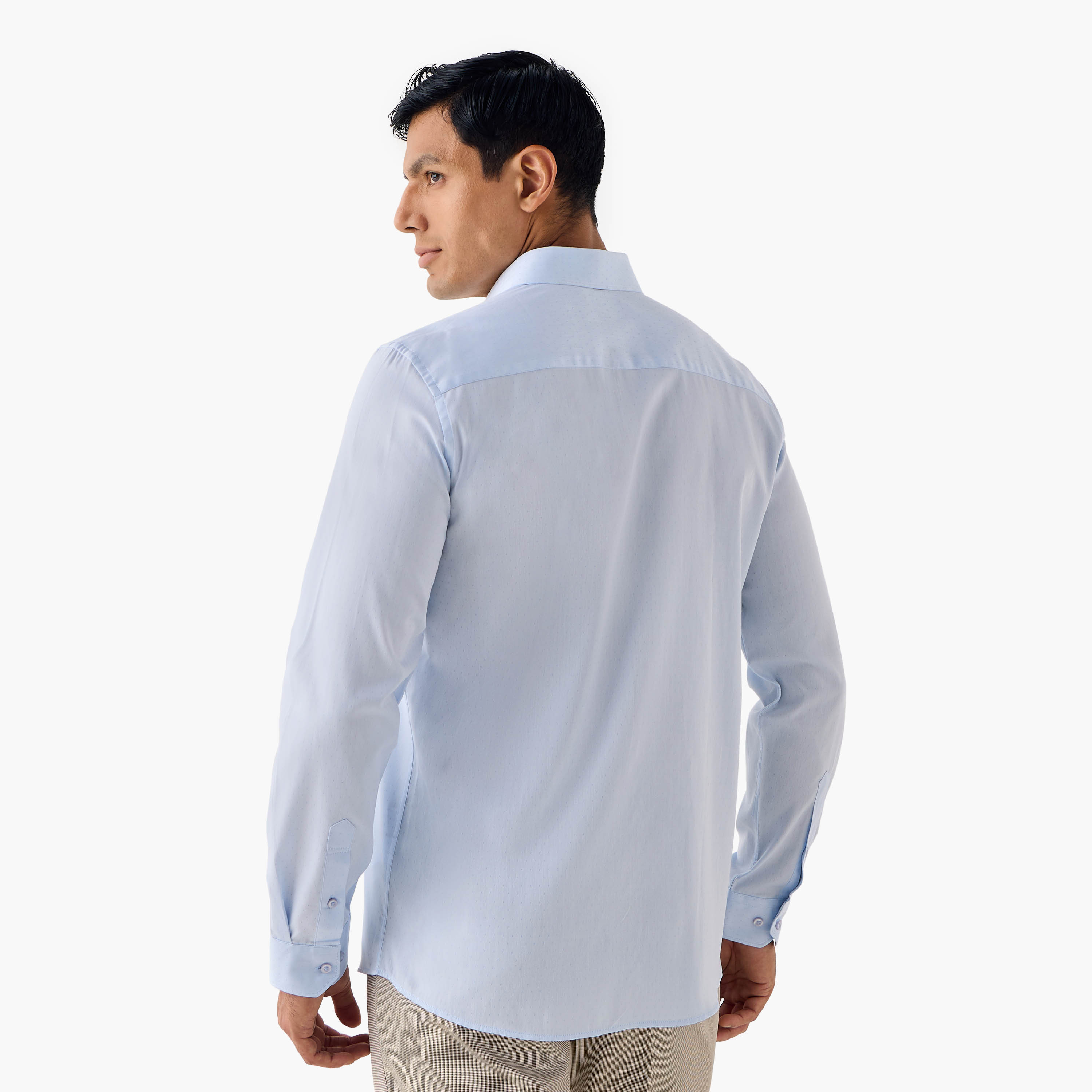 قميص بارز الملمس بياقة وقصة عادية-men-clothing-shirts-image-3
