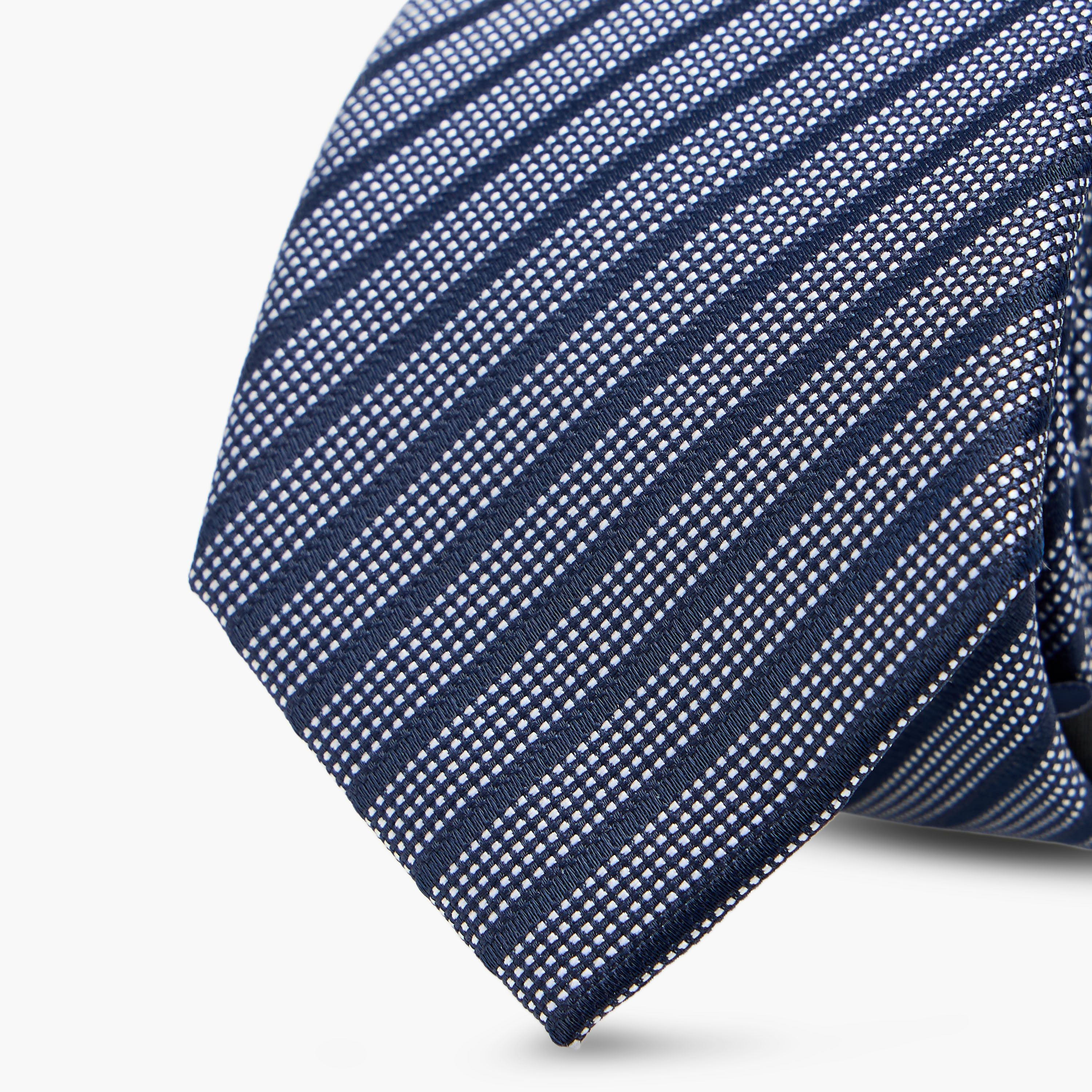 ربطة عنق رجالية مخططة-men-tiesandcufflinks-pocketsquares-image-5