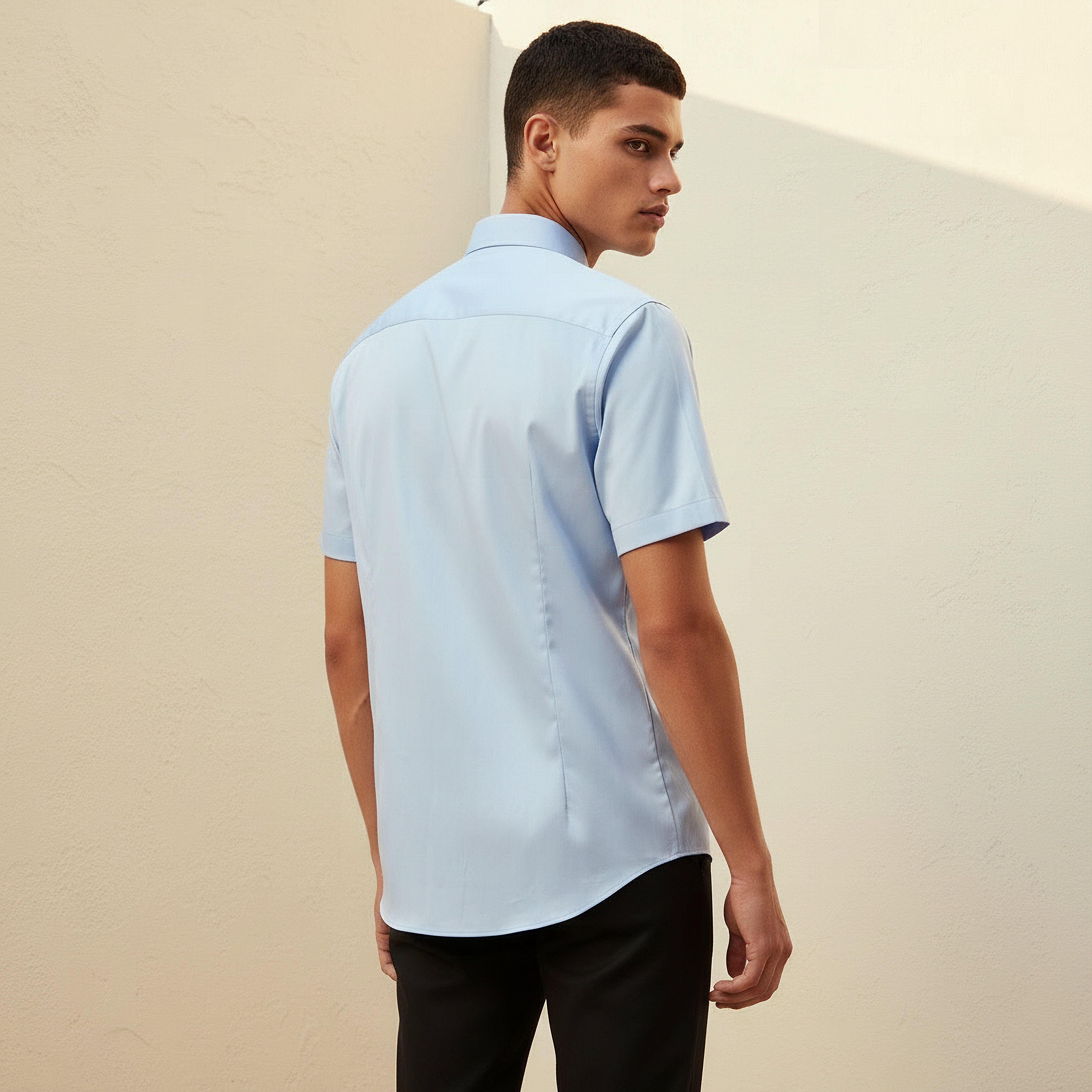 قميص بقصّة سليم وياقة عادية وأكمام قصيرة للرجال-men-clothing-shirts-image-4