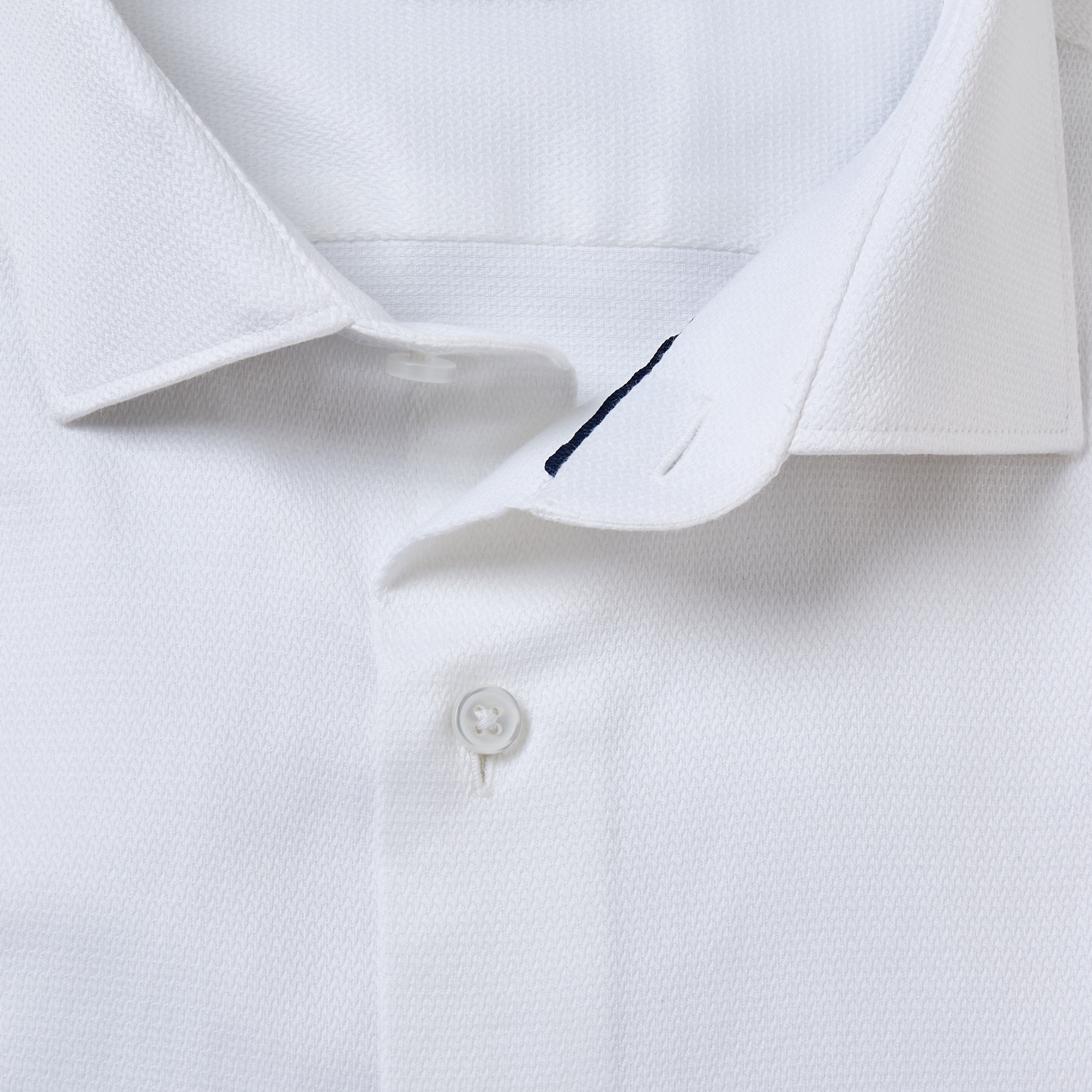 قميص بارز الملمس بقصّة سليم وأكمام طويلة-men-clothing-shirts-image-7