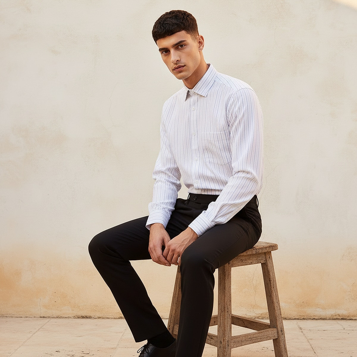 قميص مخطط بقصة وياقة عادية وأكمام طويلة-men-clothing-shirts-image-6