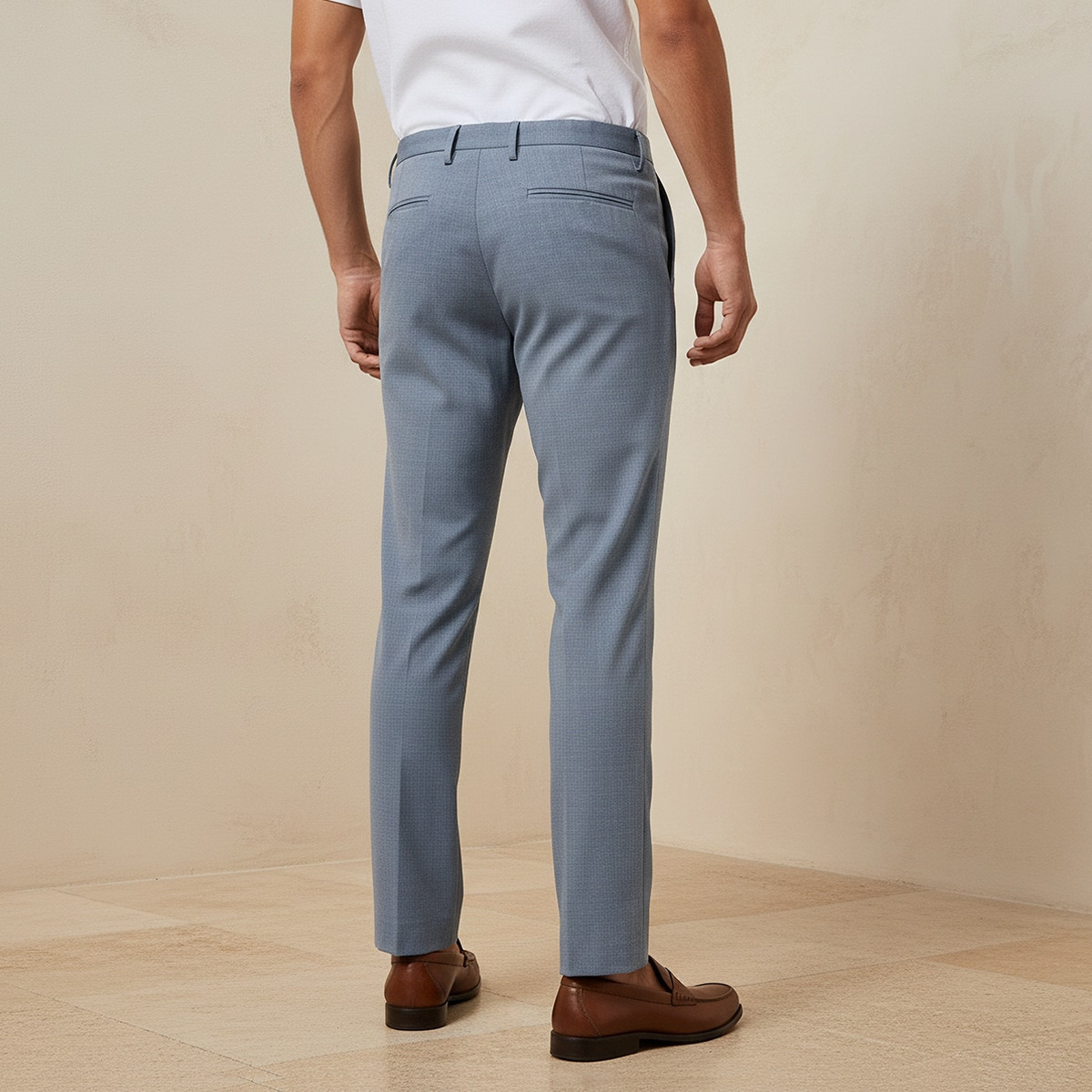 بنطلون رسمي رجالي بقصة ضيقة-men-clothing-trousersandchinos-trousers-image-4