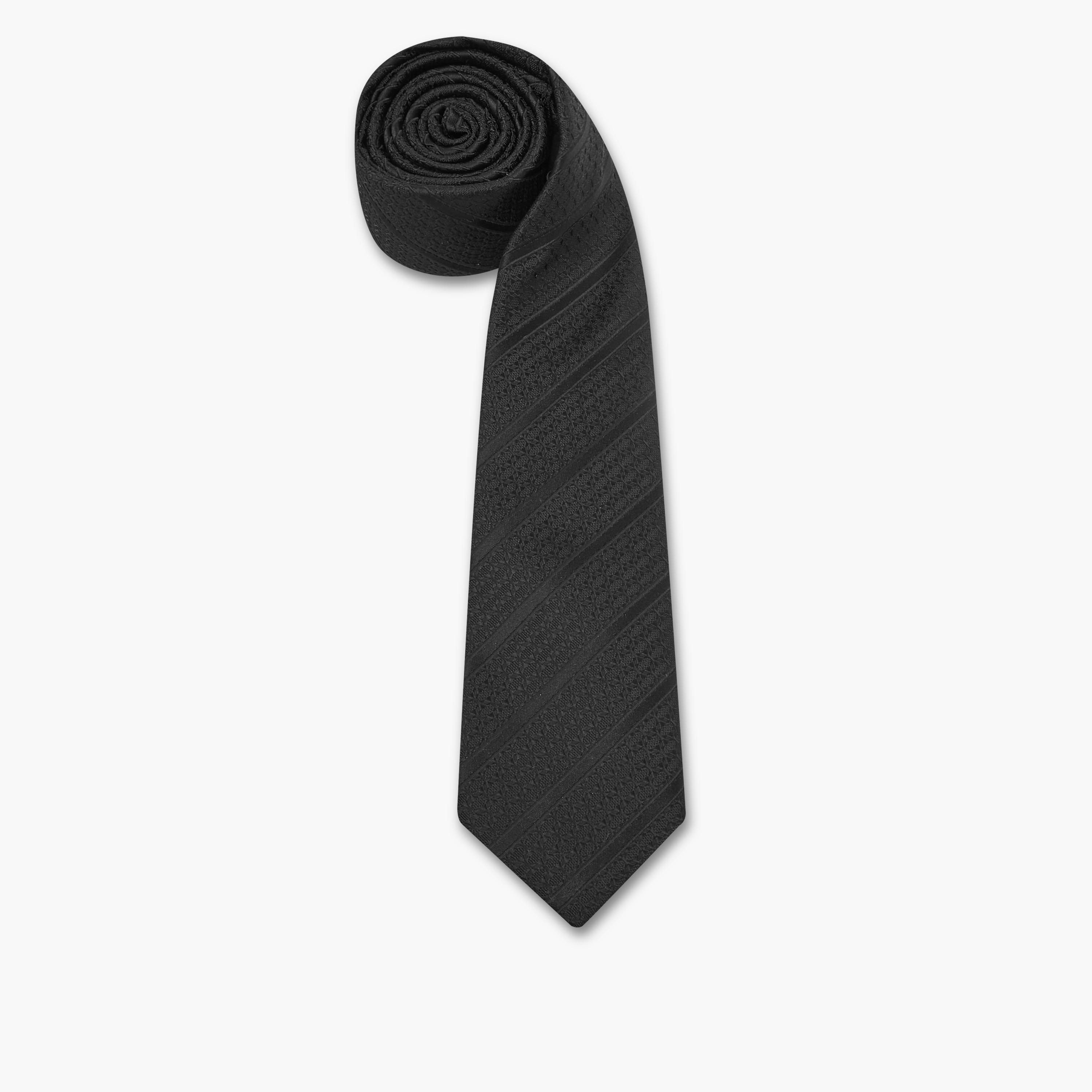 ربطة عنق رسمية مخططة للرجال-men-tiesandcufflinks-pocketsquares-image-2