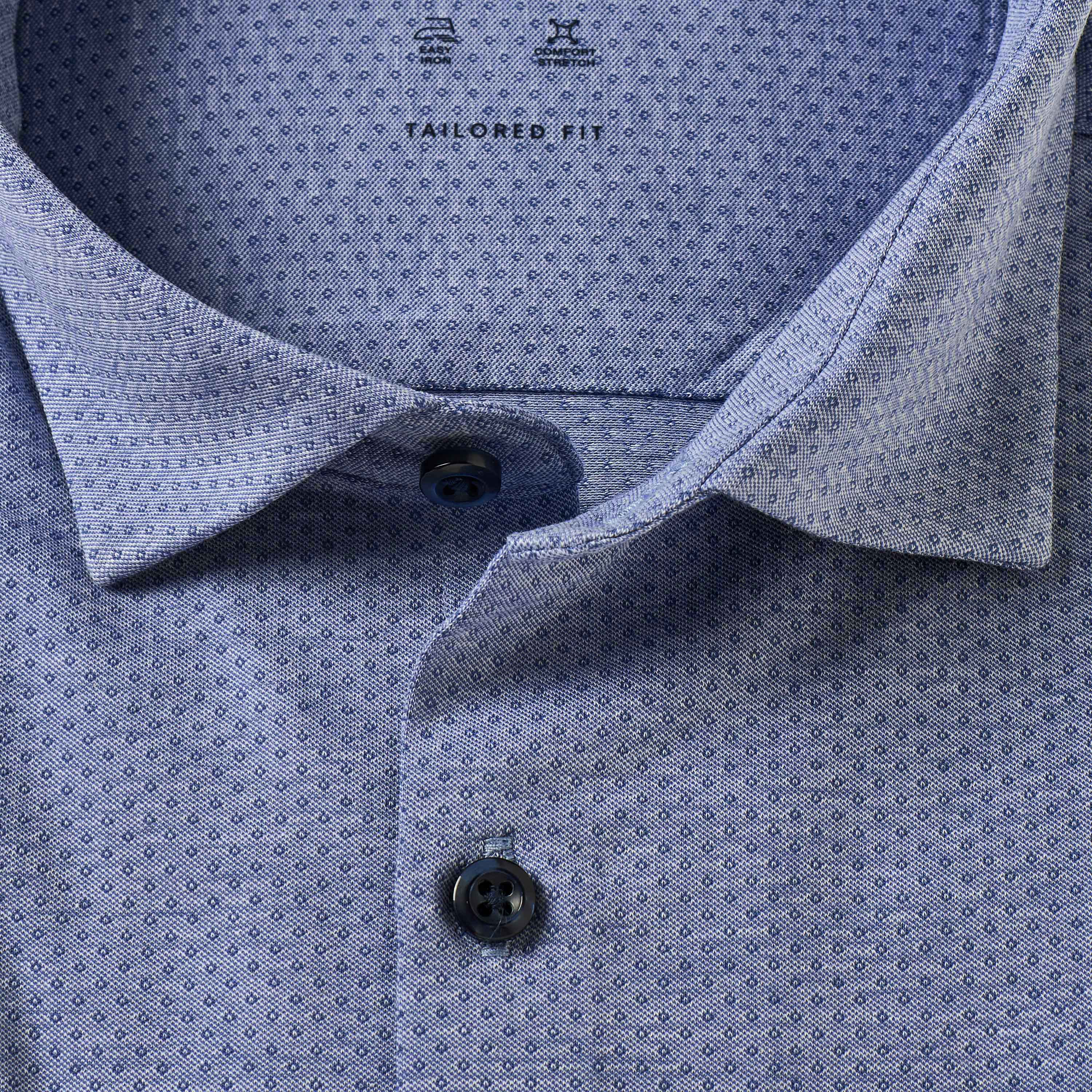 قميص بارز الملمس بقصة وياقة عادية وأكمام طويلة-men-clothing-shirts-image-7