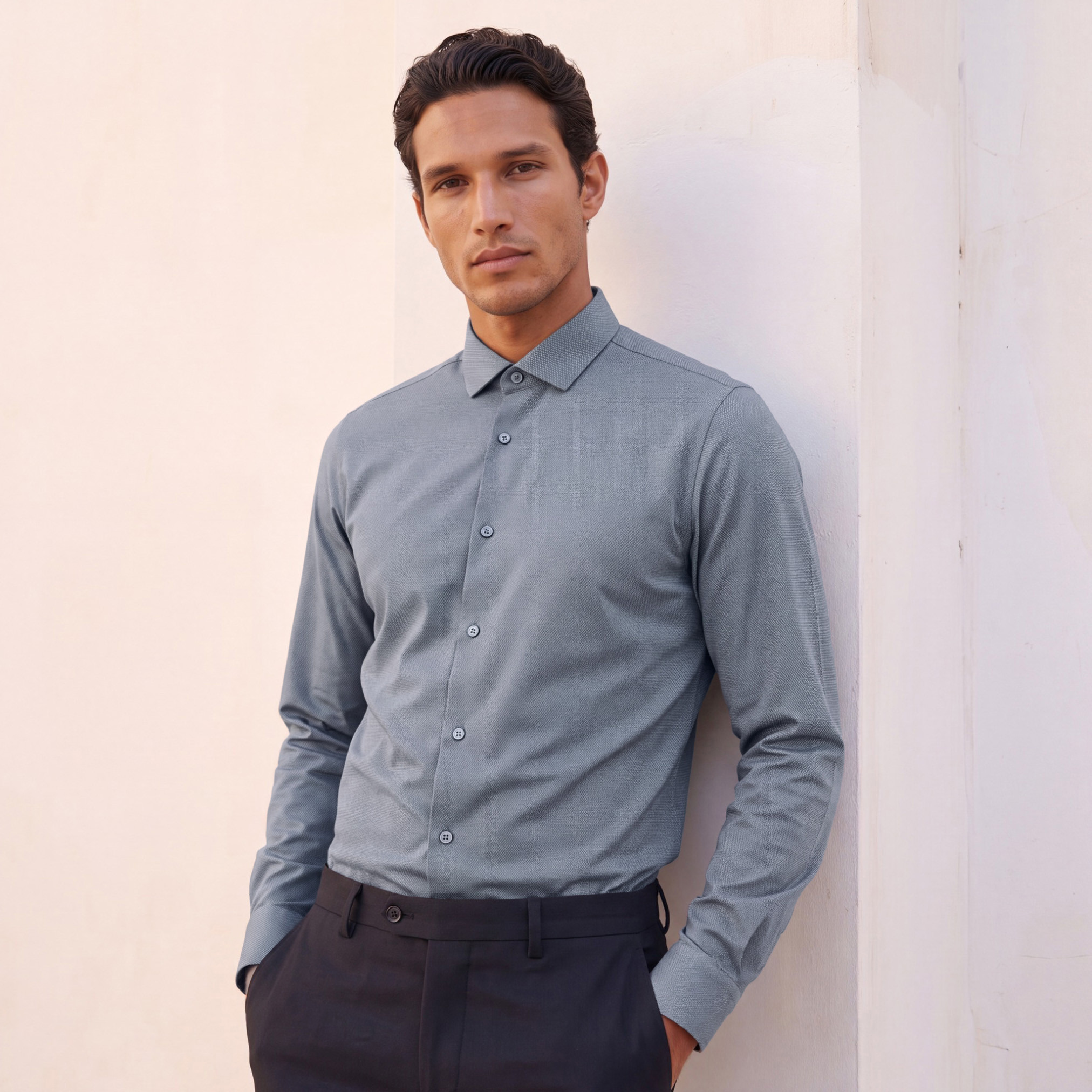 قميص بارز الملمس بقصة عادية وأكمام طويلة-men-clothing-shirts-image-1