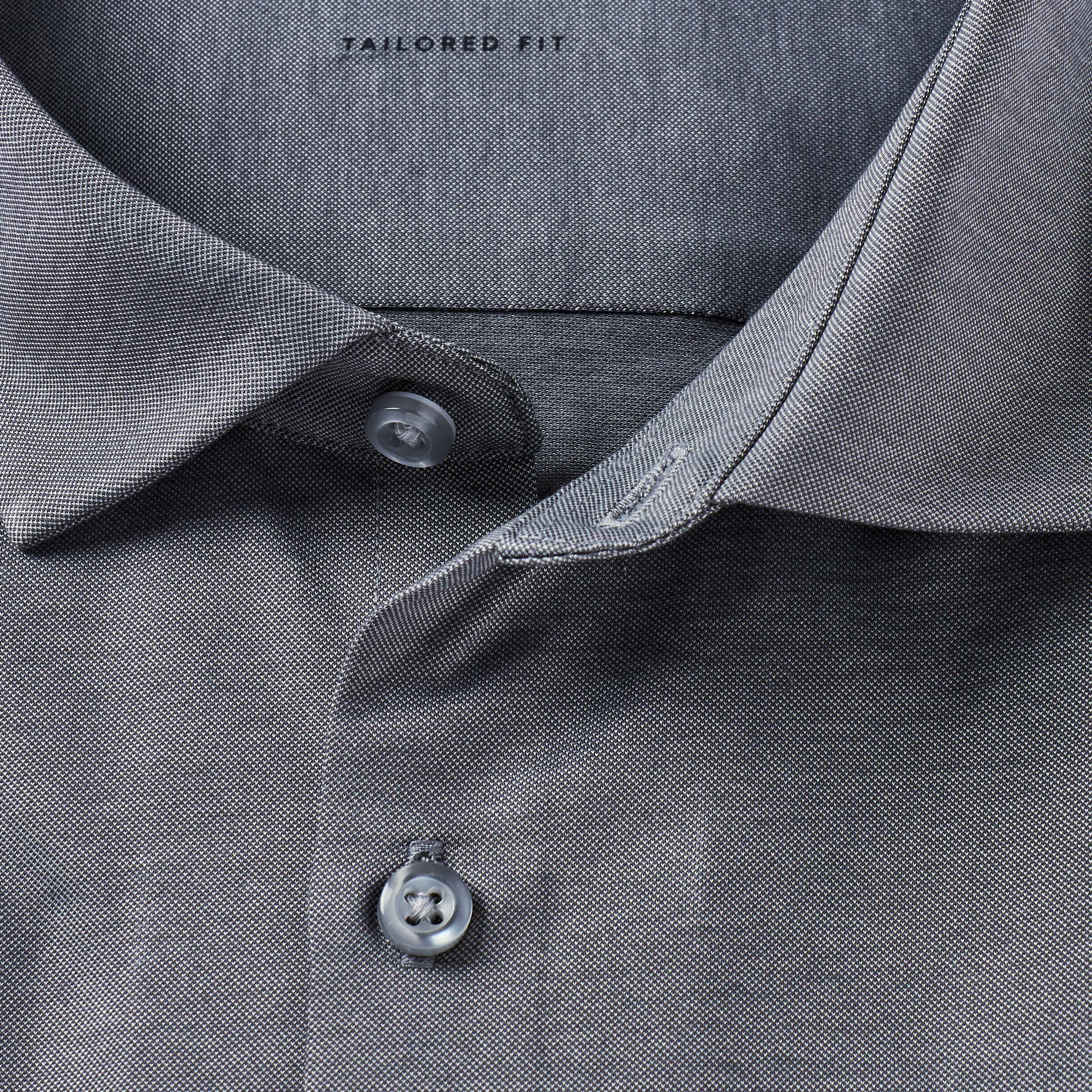 قميص بارز الملمس بقصة عادية وأكمام طويلة-men-clothing-shirts-image-7