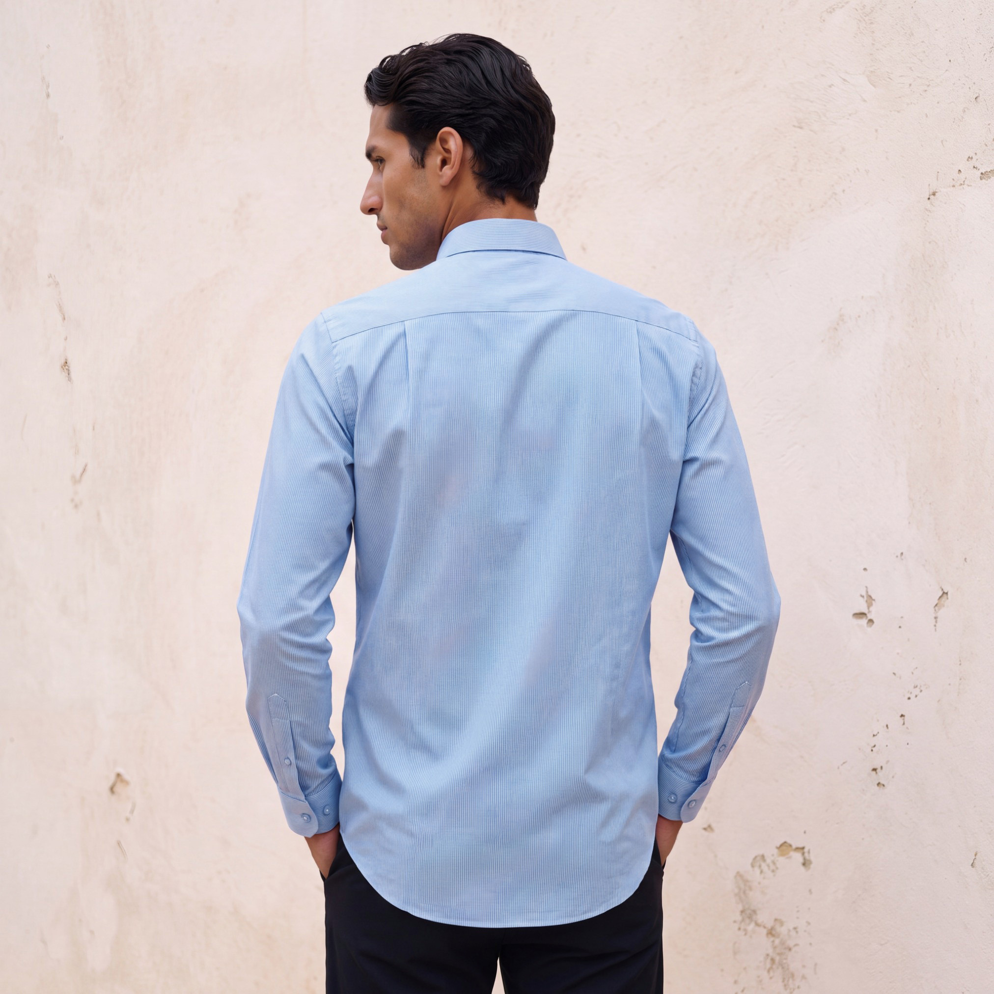 قميص مقلّم بقصّة عادية وأكمام طويلة-men-clothing-shirts-image-3