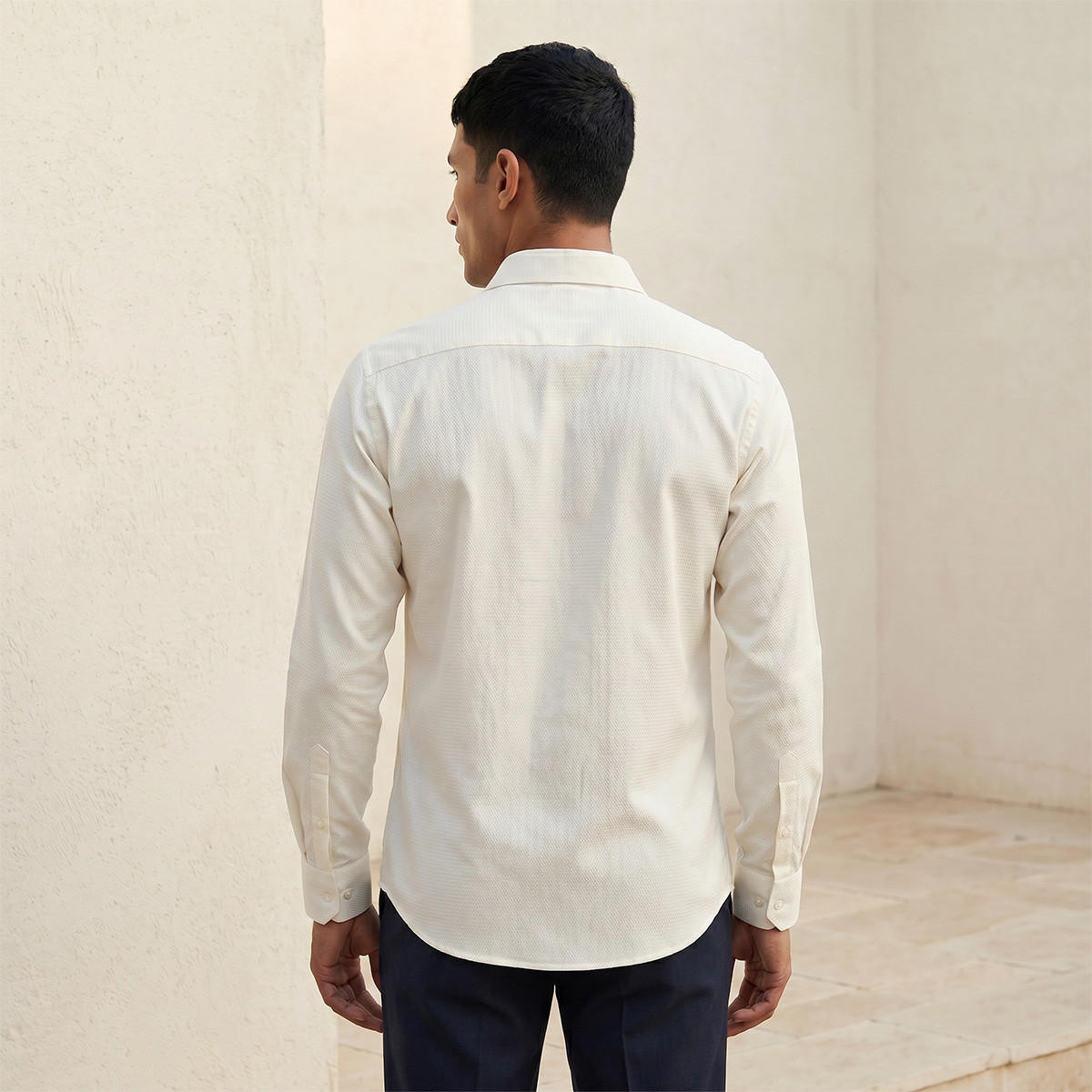قميص بياقة عادية وأكمام طويلة وقصة سليم-men-clothing-shirts-image-3
