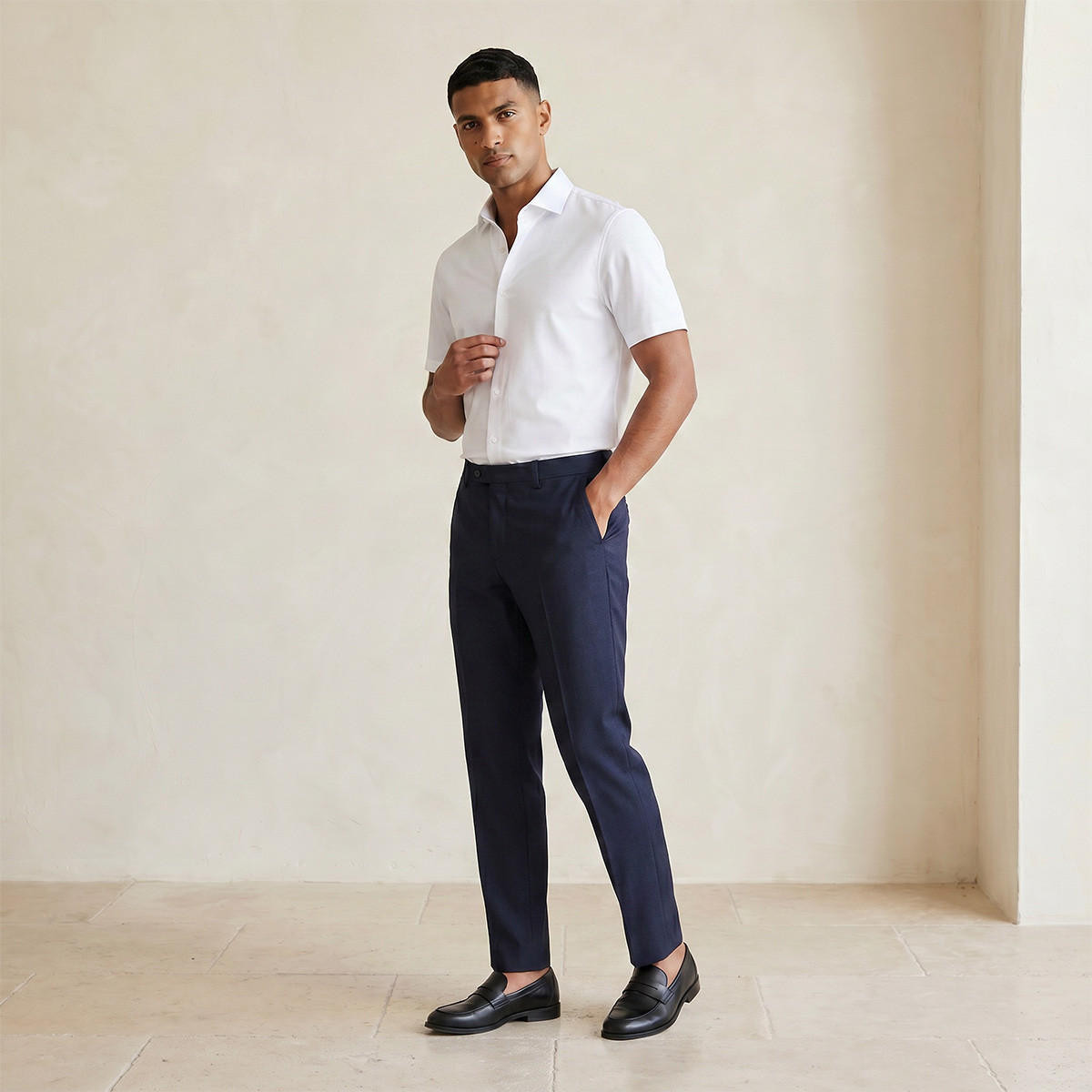 قميص بياقة كلاسيكية وقصة عادية وأكمام قصيرة-men-clothing-shirts-image-4