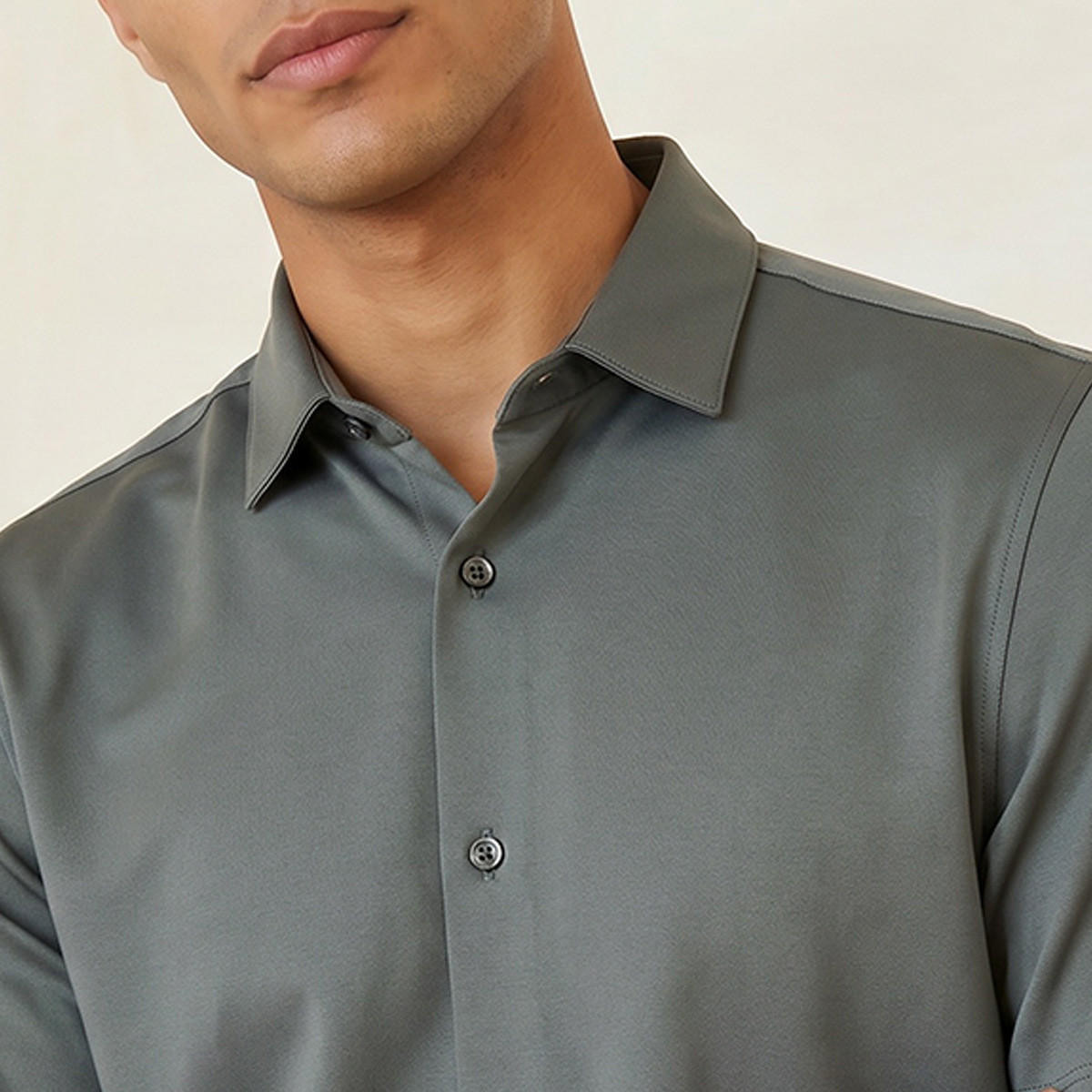 قميص بياقة كلاسيكية وقصة عادية وأكمام قصيرة-men-clothing-shirts-image-6