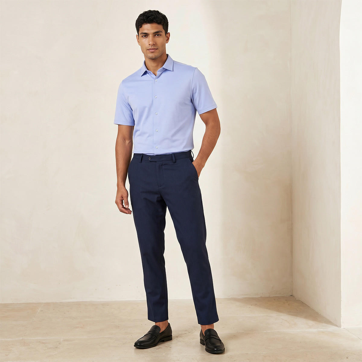 قميص بياقة كلاسيكية وقصة عادية وأكمام قصيرة-men-clothing-shirts-image-4