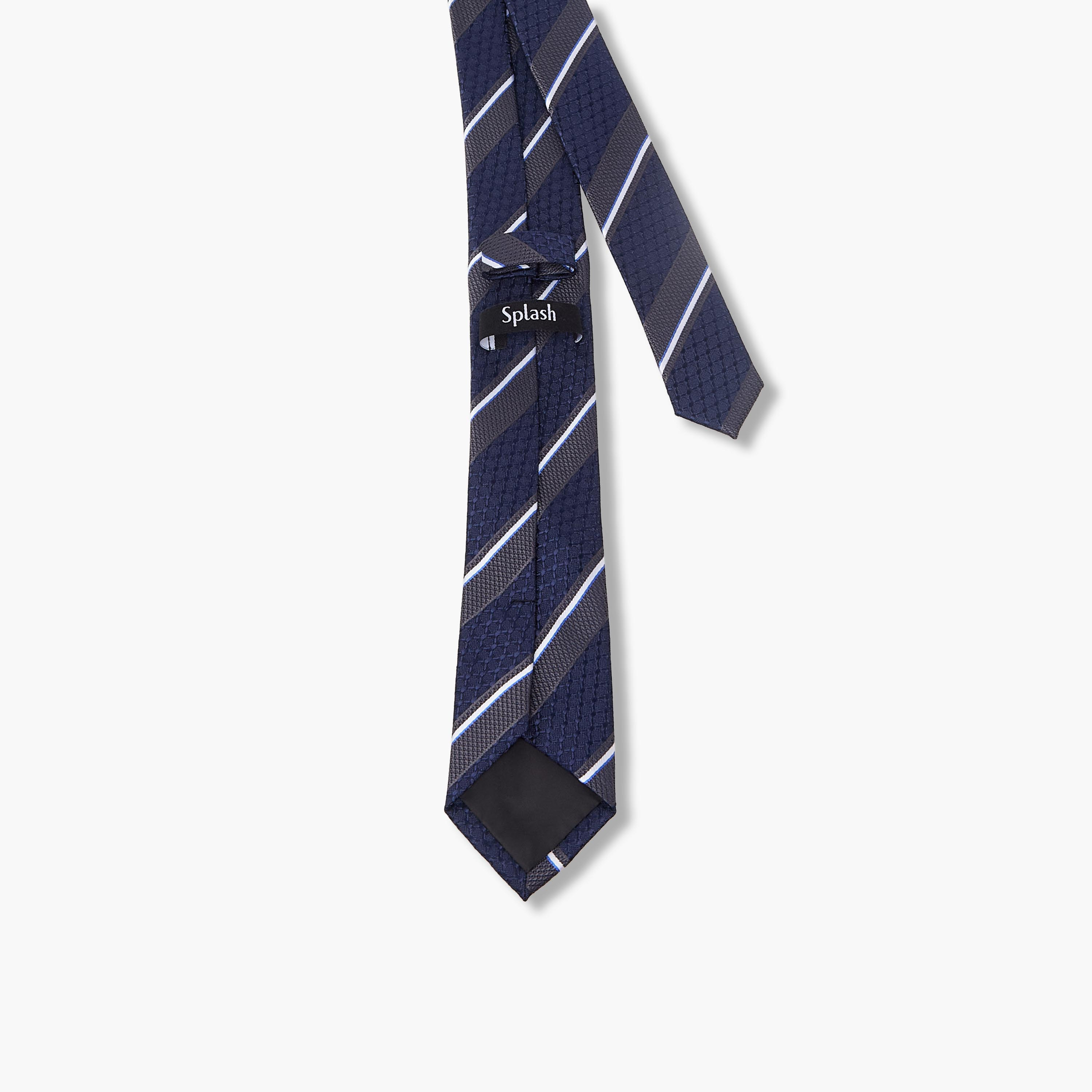 ربطة عنق مقلم-men-tiesandcufflinks-pocketsquares-image-3