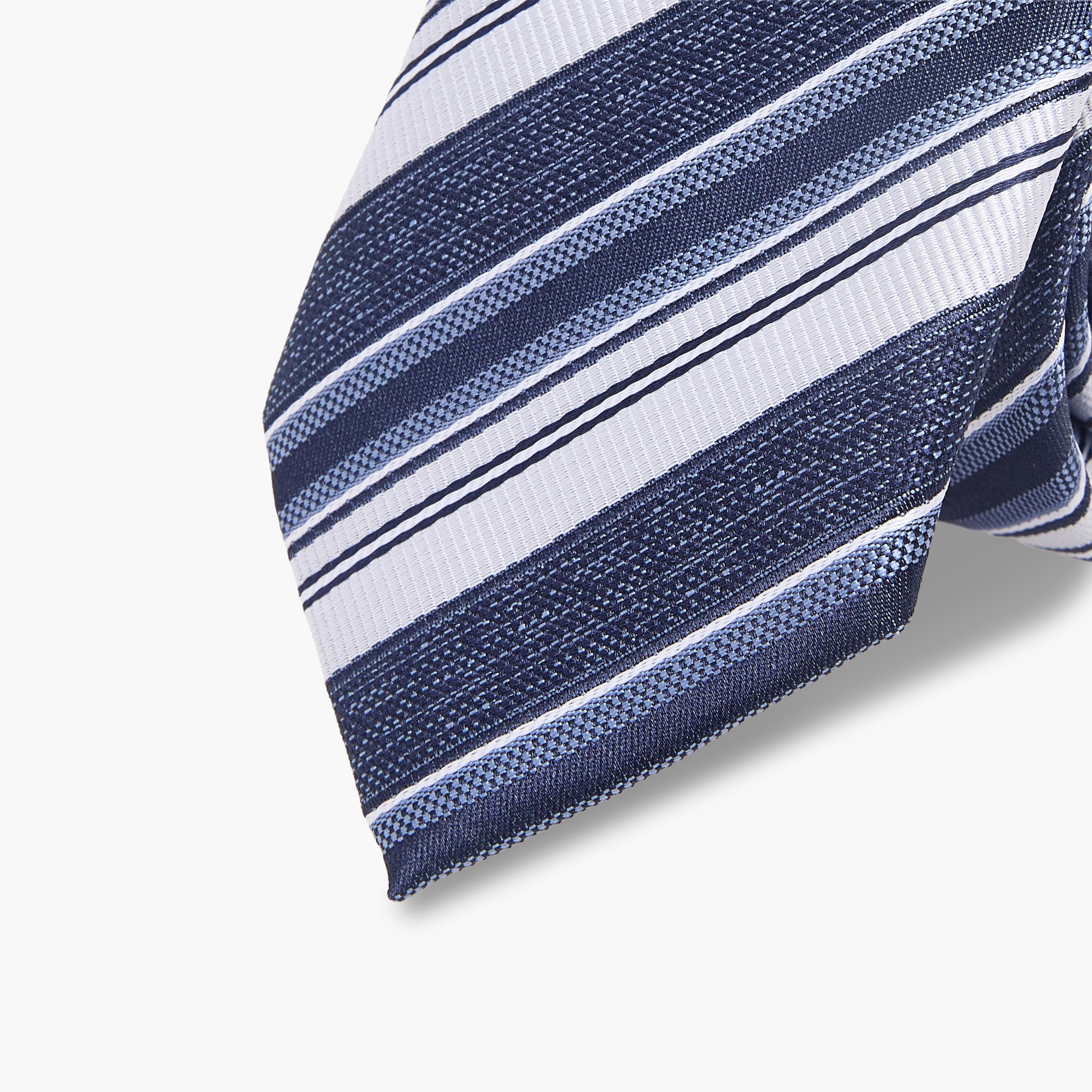ربطة عنق مقلم-men-tiesandcufflinks-pocketsquares-image-4