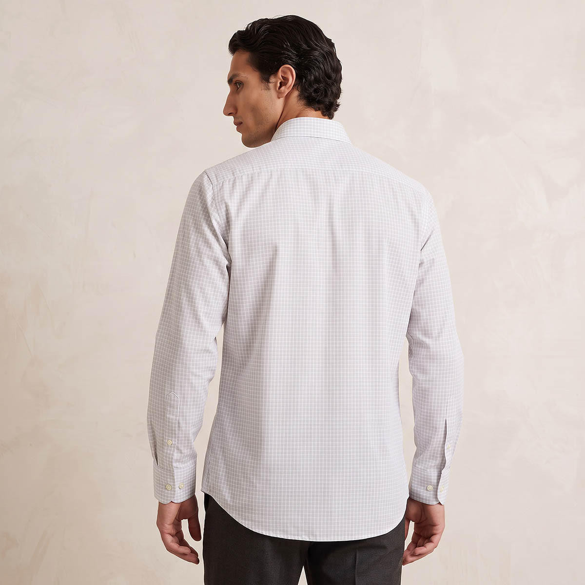 قميص كاروهات سهل الكي بقصة عادية-men-clothing-shirts-image-8